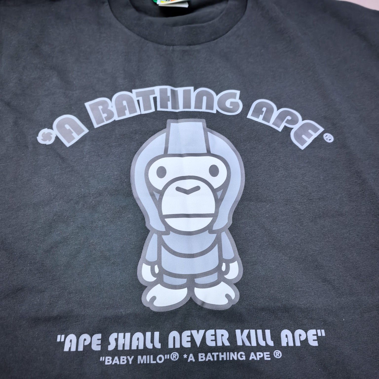 Bape A Bathing Ape Baby Milo Graphic T-Shirt XL Size US XL / EU 56 / 4 - 2 Thumbnail