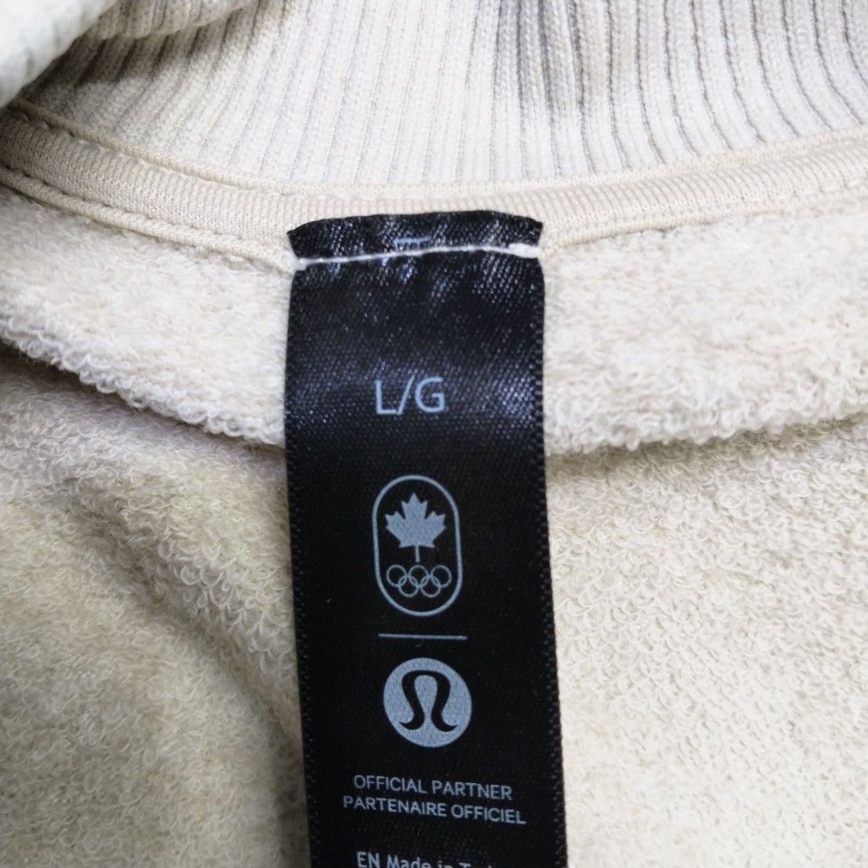 Lululemon Lululemon Team Canada Half Zip Jacket Size L Size US L / EU 52-54 / 3 - 4 Thumbnail