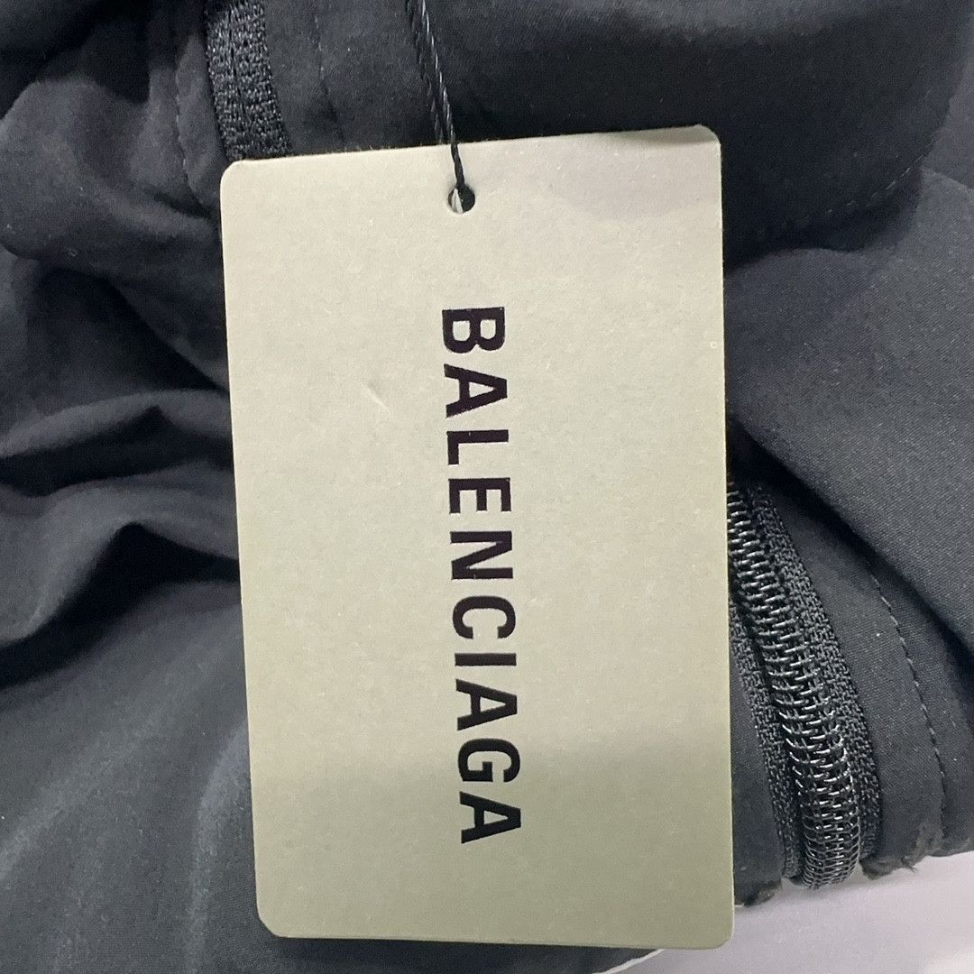 Balenciaga Balenciaga Logo Track Jacket Size S Size US S / EU 44-46 / 1 - 4 Thumbnail