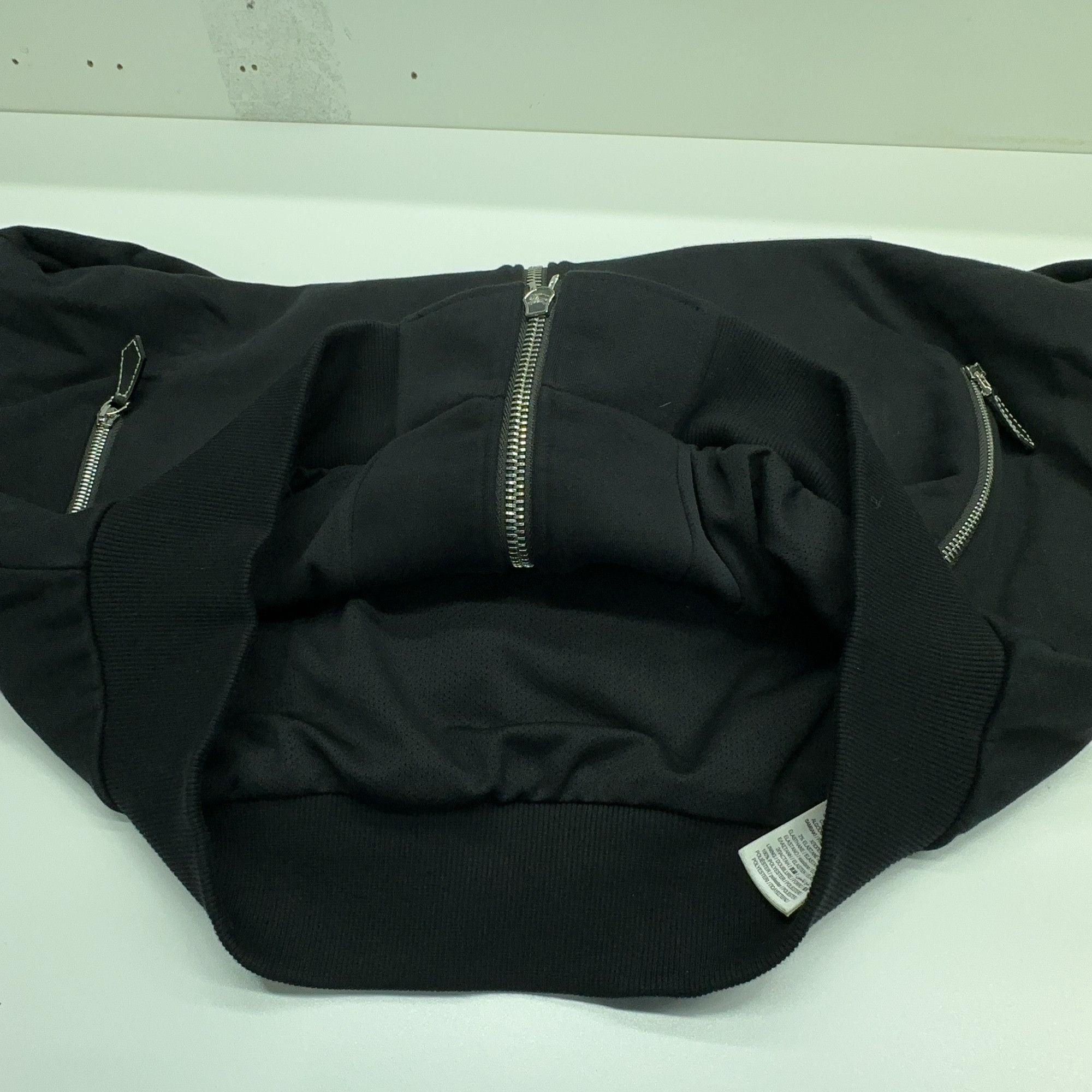 Burberry Burberry B Logo Bomber Jacket Size L Size US L / EU 52-54 / 3 - 10 Thumbnail