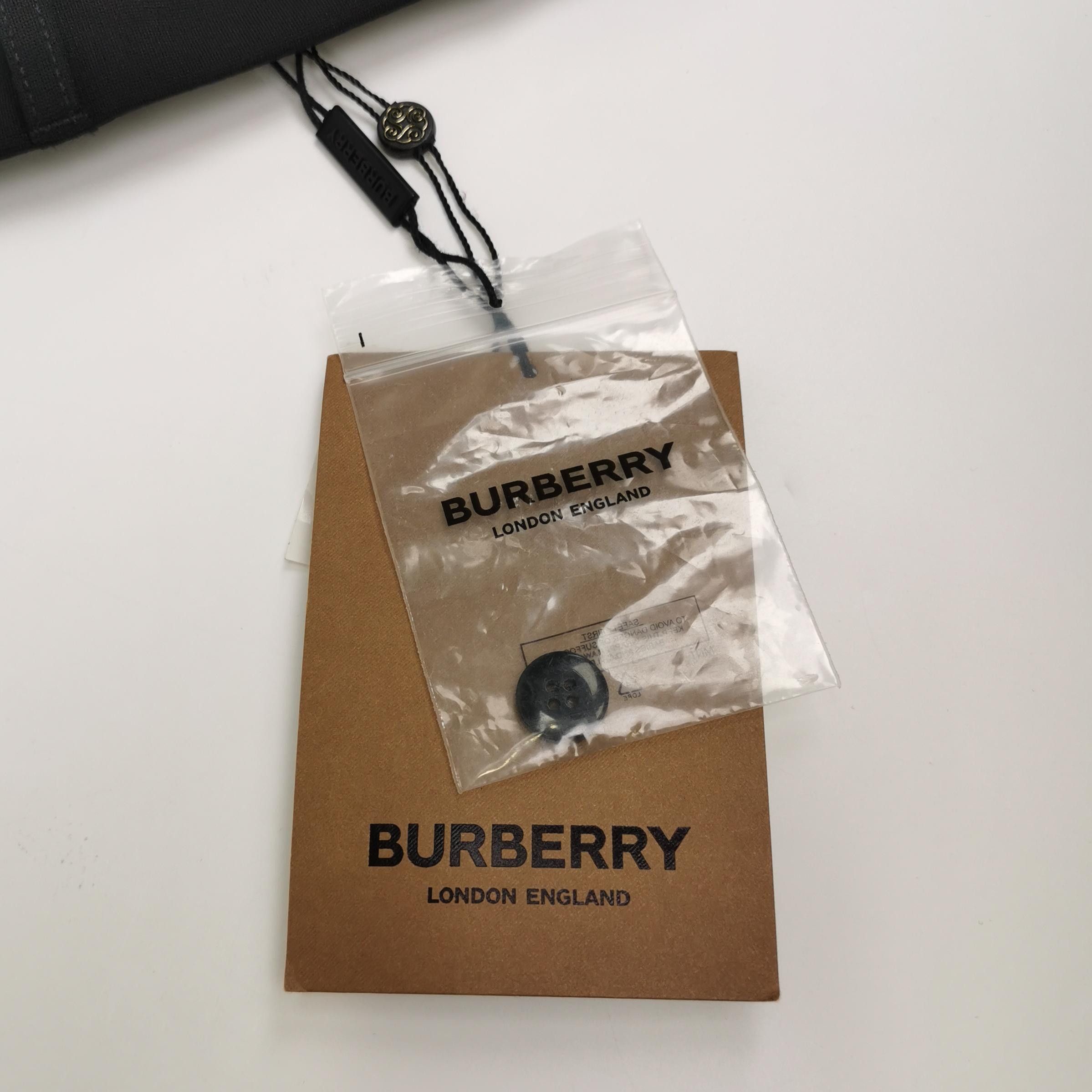 Burberry Burberry Women 2 Pants Size 26" / US 2 / IT 38 - 3 Thumbnail