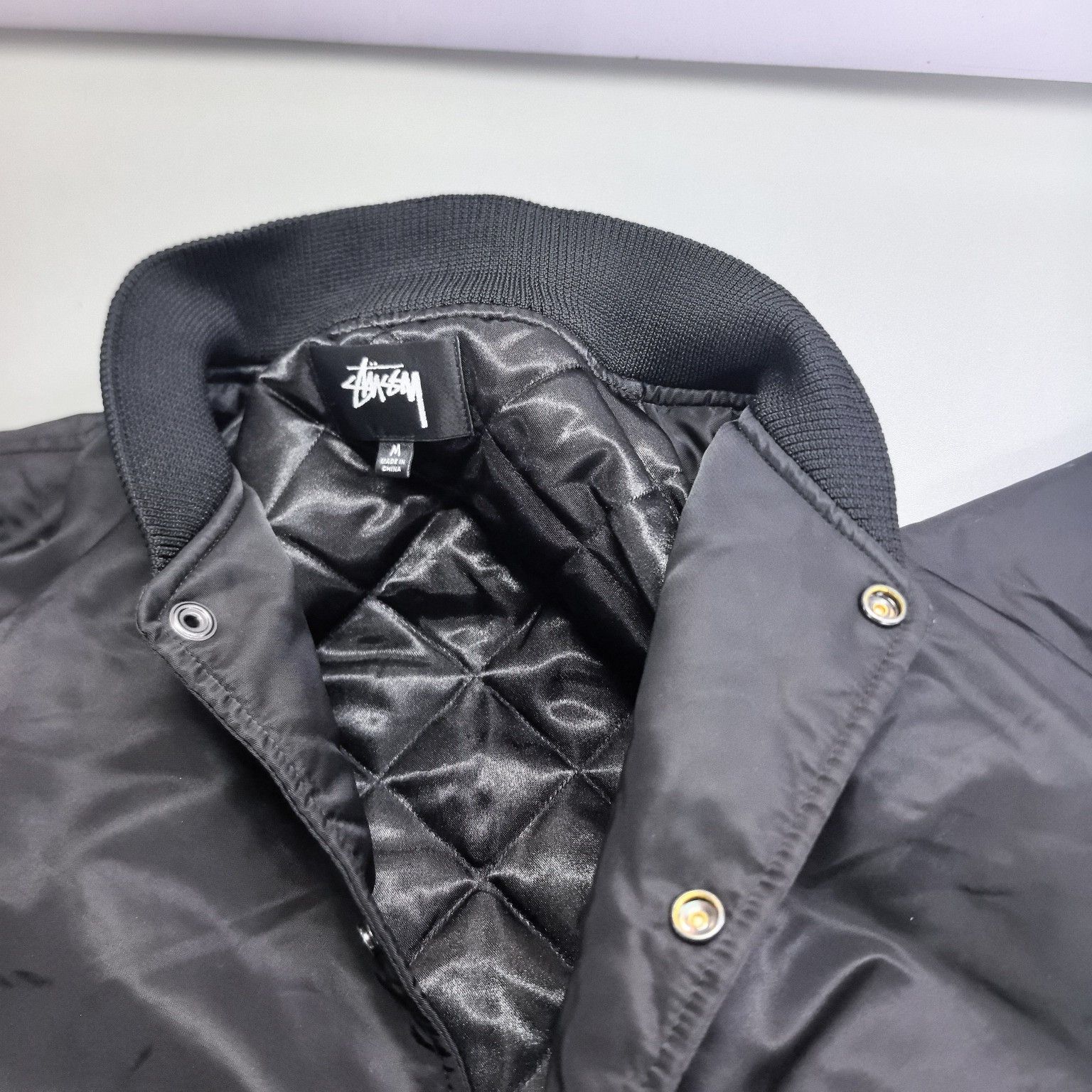 Stussy Stussy Sequin Dice Satin Bomber Jacket Size M Size US M / EU 48-50 / 2 - 7 Thumbnail