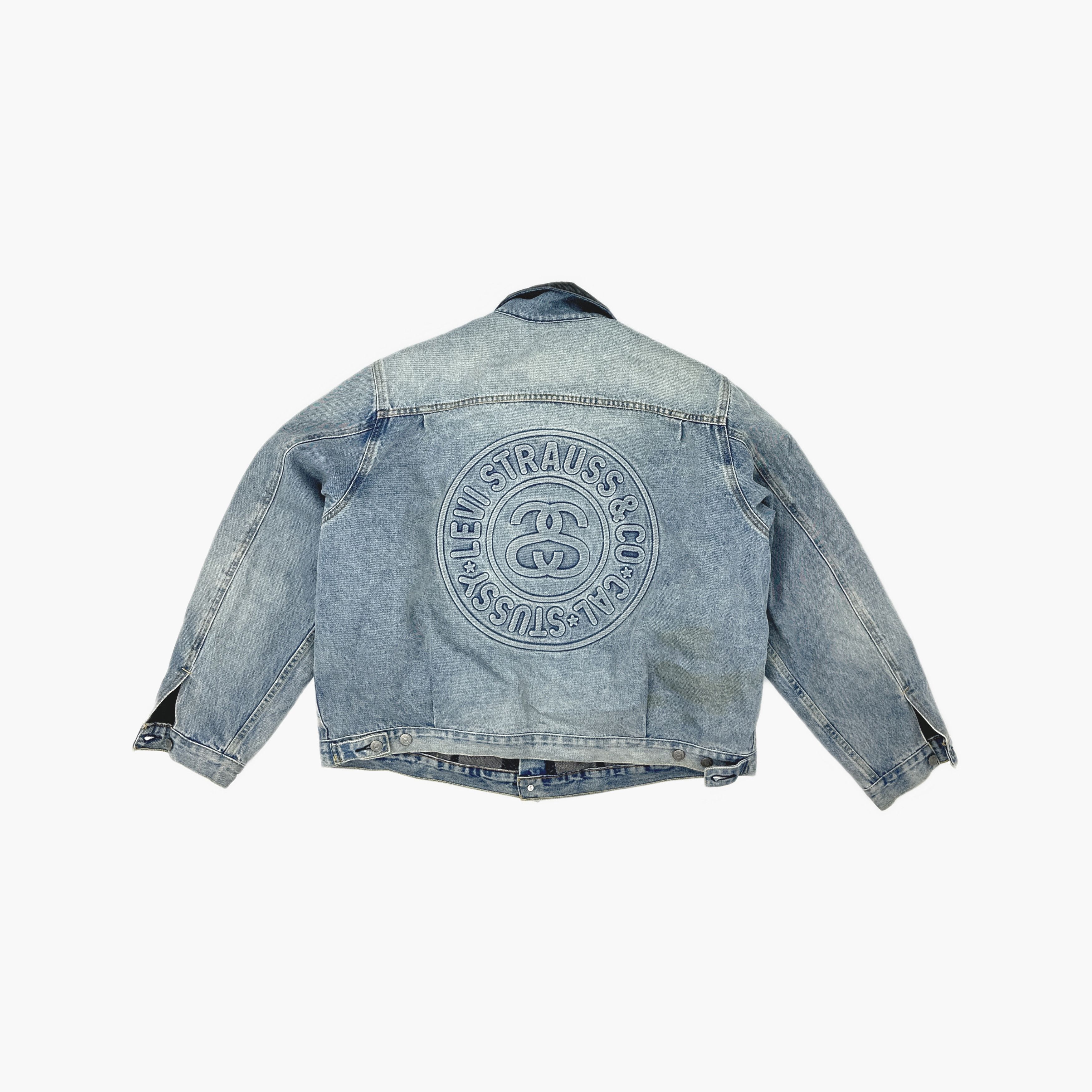 Levi's × Stussy Stussy x Levi's Embossed Logo Denim Jacket Size XL Size US XL / EU 56 / 4 - 2 Thumbnail