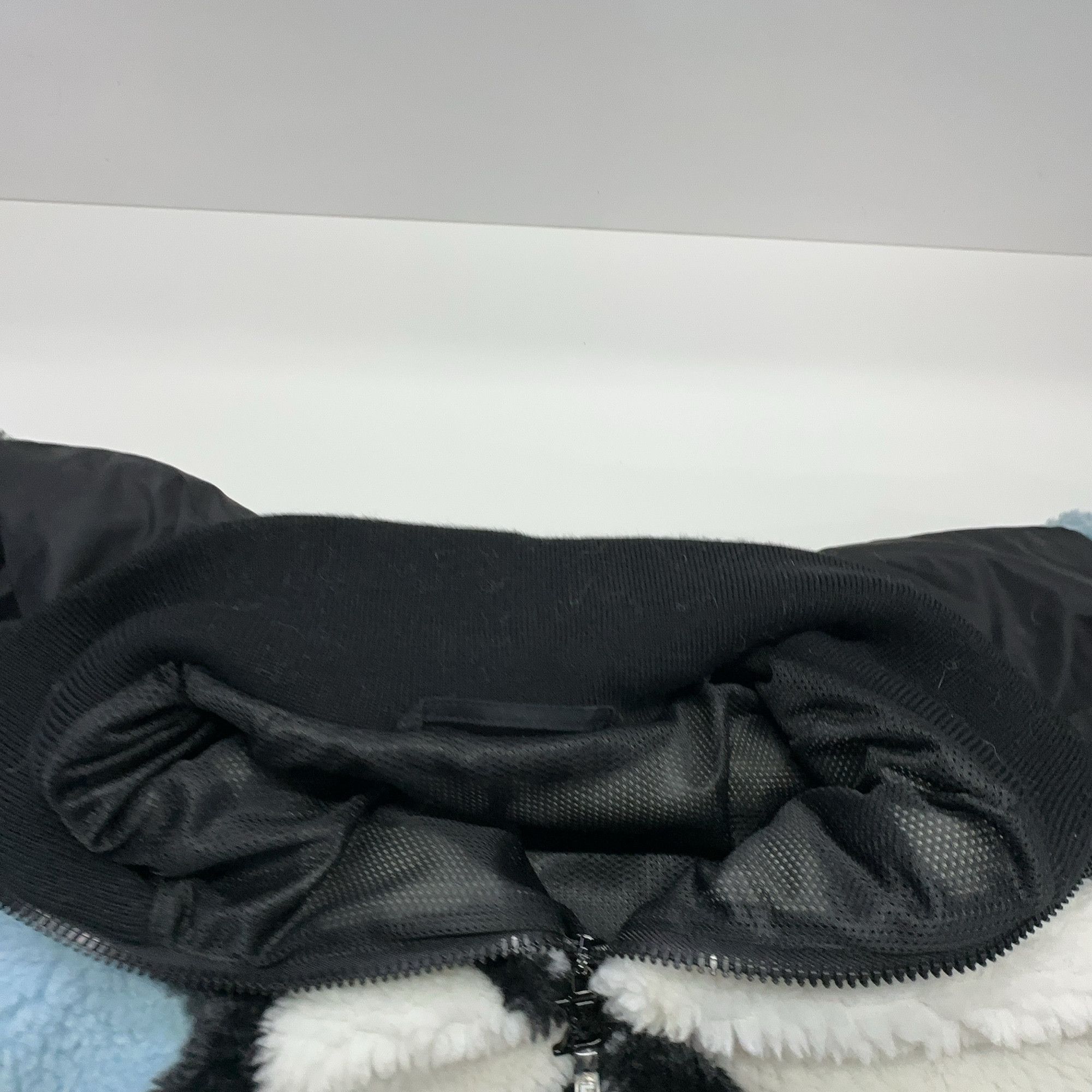 Louis Vuitton Louis Vuitton Abstract Monogram Fleece Jacket Size XL Size US XL / EU 56 / 4 - 5 Thumbnail