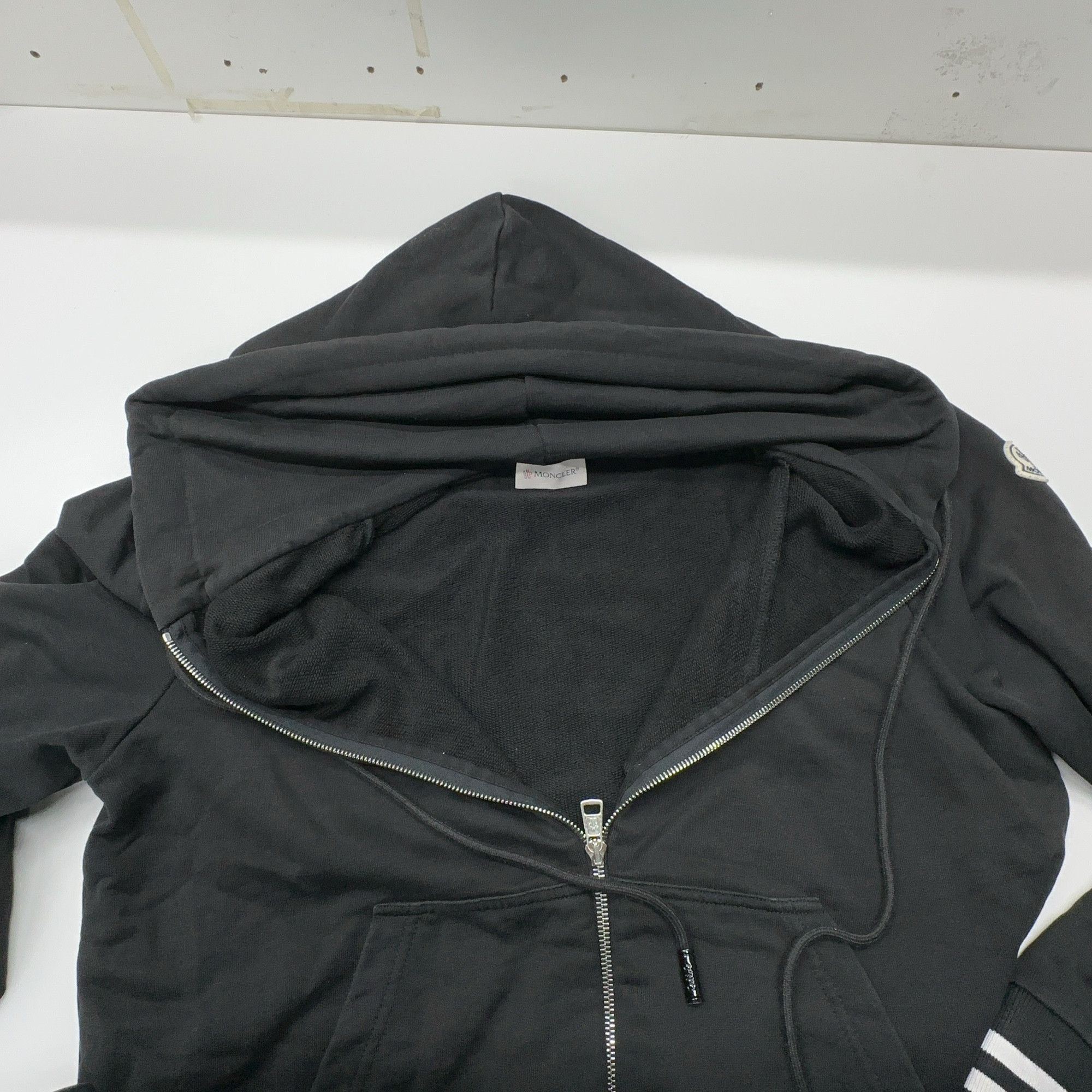 Moncler Moncler Striped Zip-Up Hoodie Size S Size US S / EU 44-46 / 1 - 7 Thumbnail