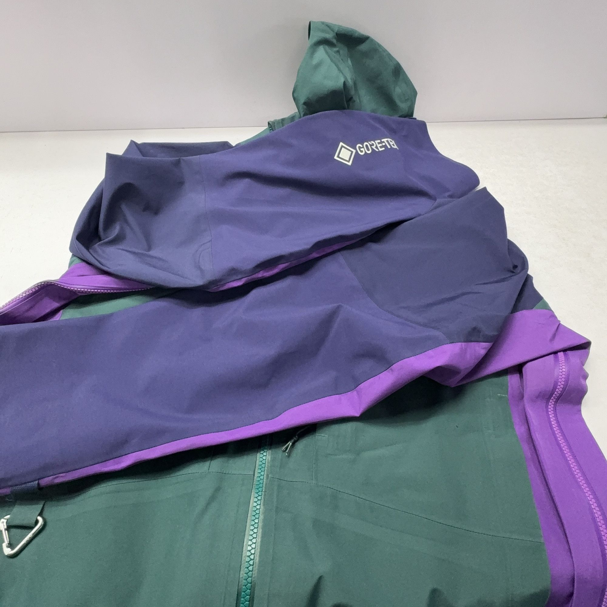 Nike Nike ACG Gore-Tex Storm-FIT ADV Jacket Size L Size US L / EU 52-54 / 3 - 12 Thumbnail