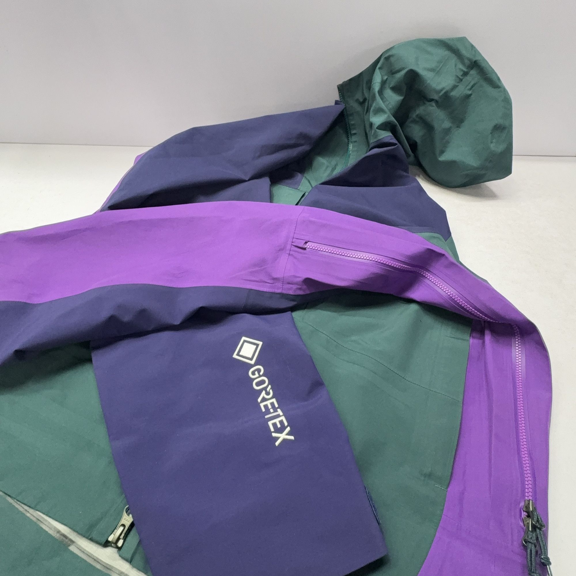 Nike Nike ACG Gore-Tex Storm-FIT ADV Jacket Size L Size US L / EU 52-54 / 3 - 11 Thumbnail