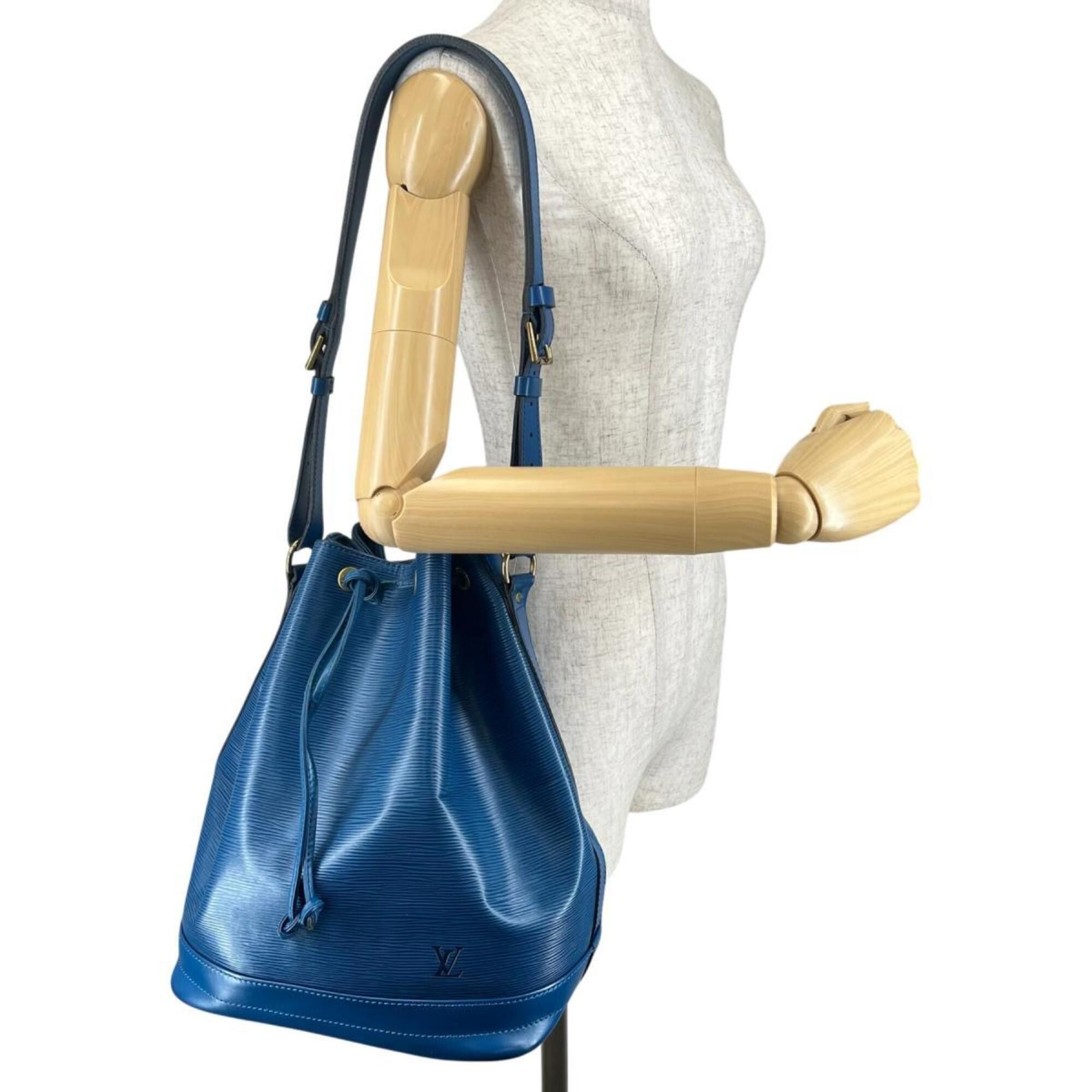 Louis Vuitton Louis Vuitton Shoulder Bag Toledo Blue Noe Epi Leather M44005 Size ONE SIZE - 16 Thumbnail