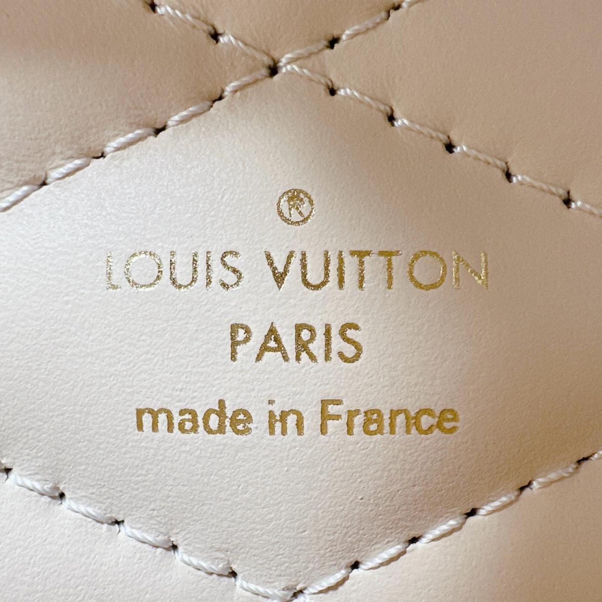 Louis Vuitton Louis Vuitton Petite Valise handbag, Monogram canvas, M20468, brown. Size ONE SIZE - 20 Thumbnail
