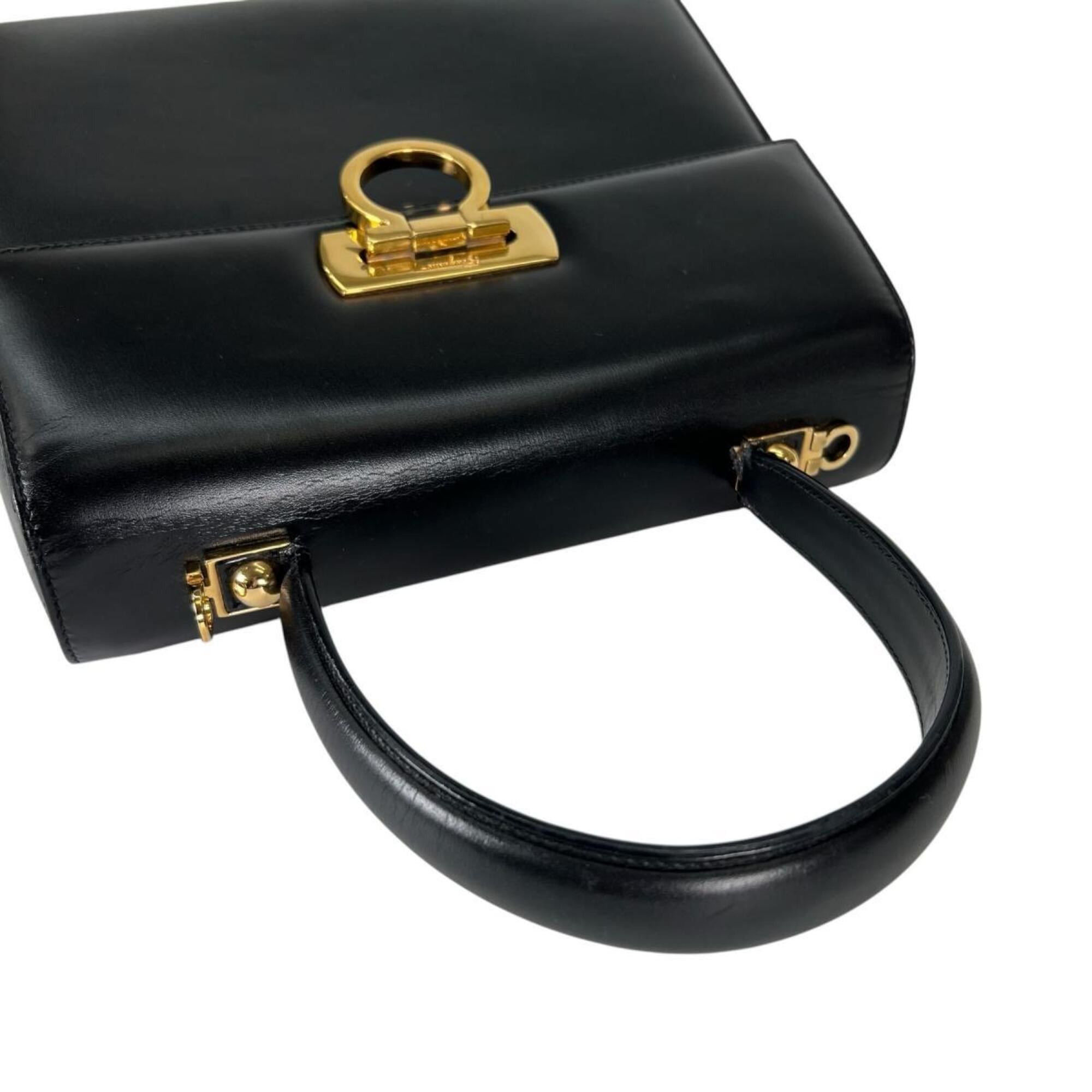 Salvatore Ferragamo Salvatore Ferragamo Compact Gancini Leather Handbag E210536 Black Size ONE SIZE - 10 Thumbnail