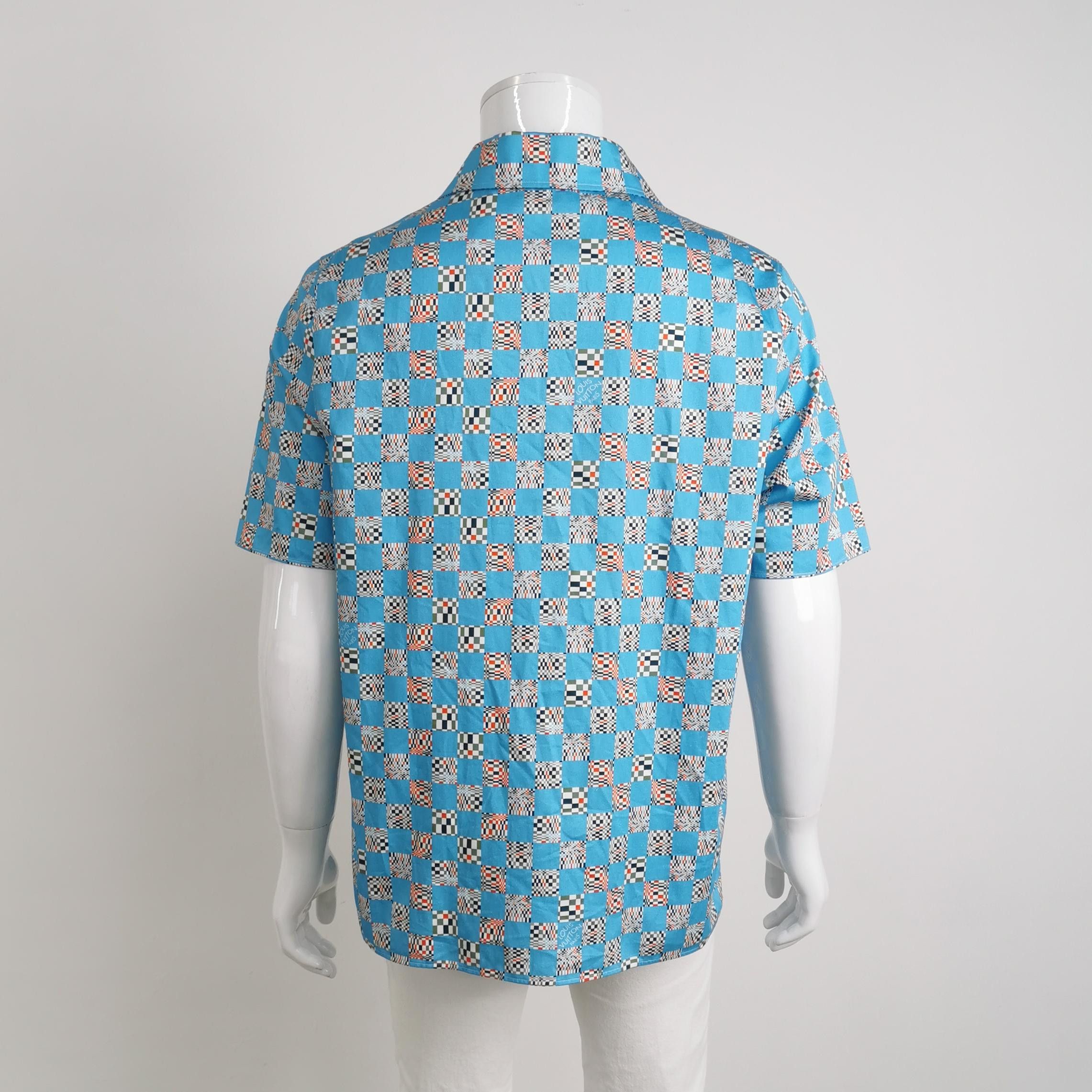 Louis Vuitton Louis Vuitton Men l Button Ups Size US L / EU 52-54 / 3 - 2 Thumbnail