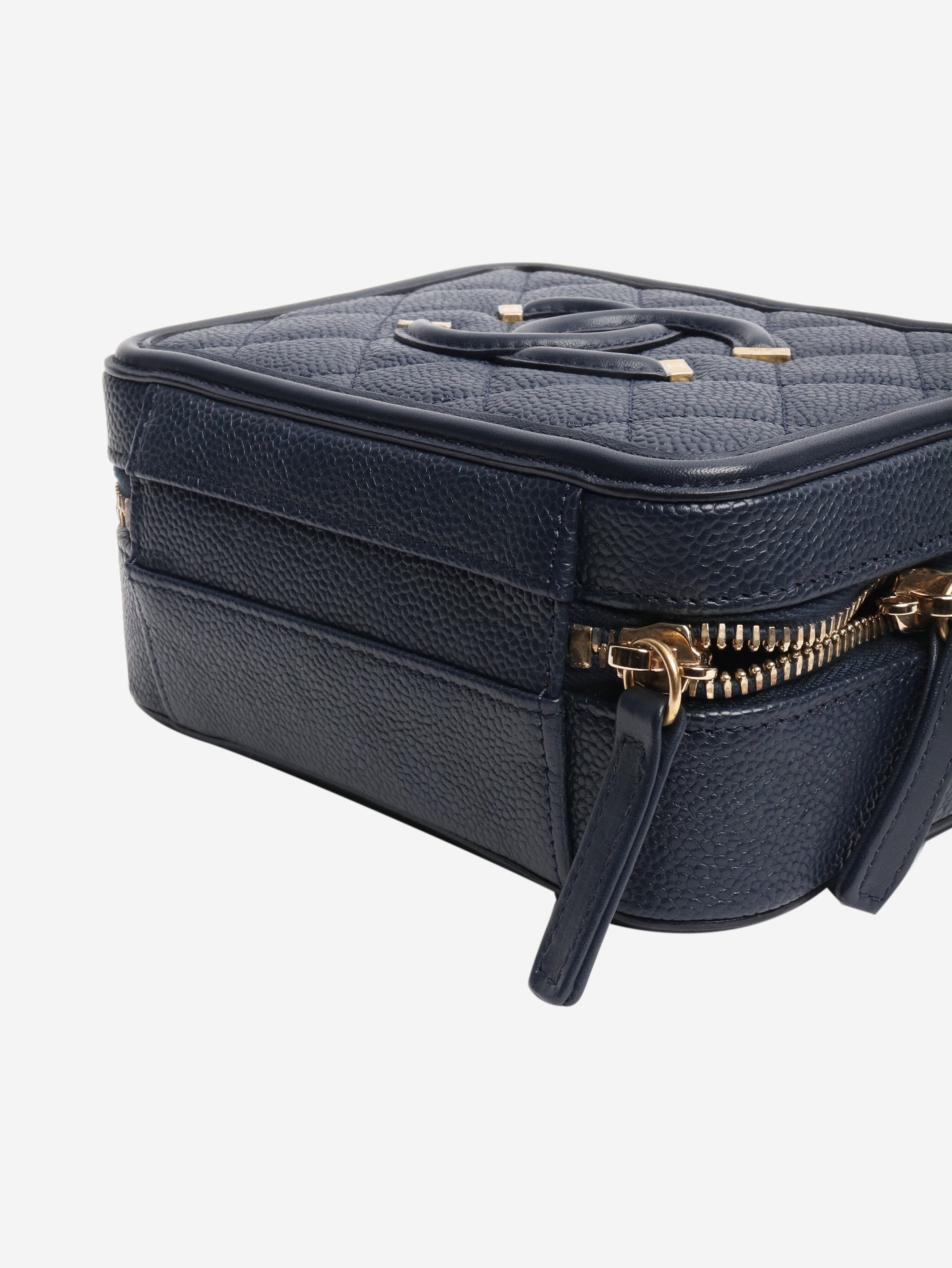 Chanel Navy 2019 mini vanity crossbody bag Size ONE SIZE - 7 Thumbnail
