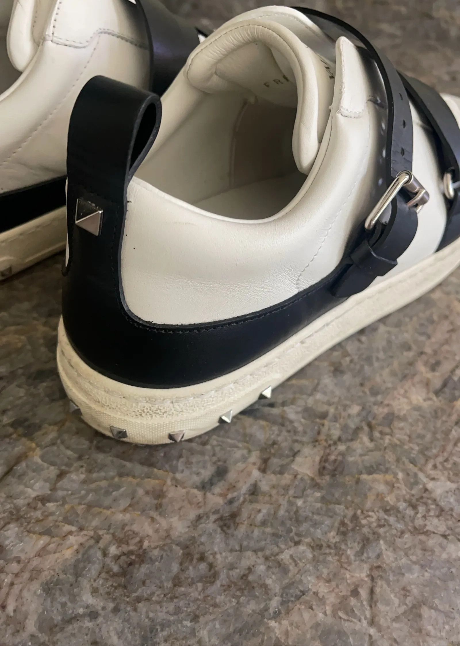 Valentino Valentino FRP D11 W2 Sneakers Size US 7 / IT 37 - 3 Thumbnail