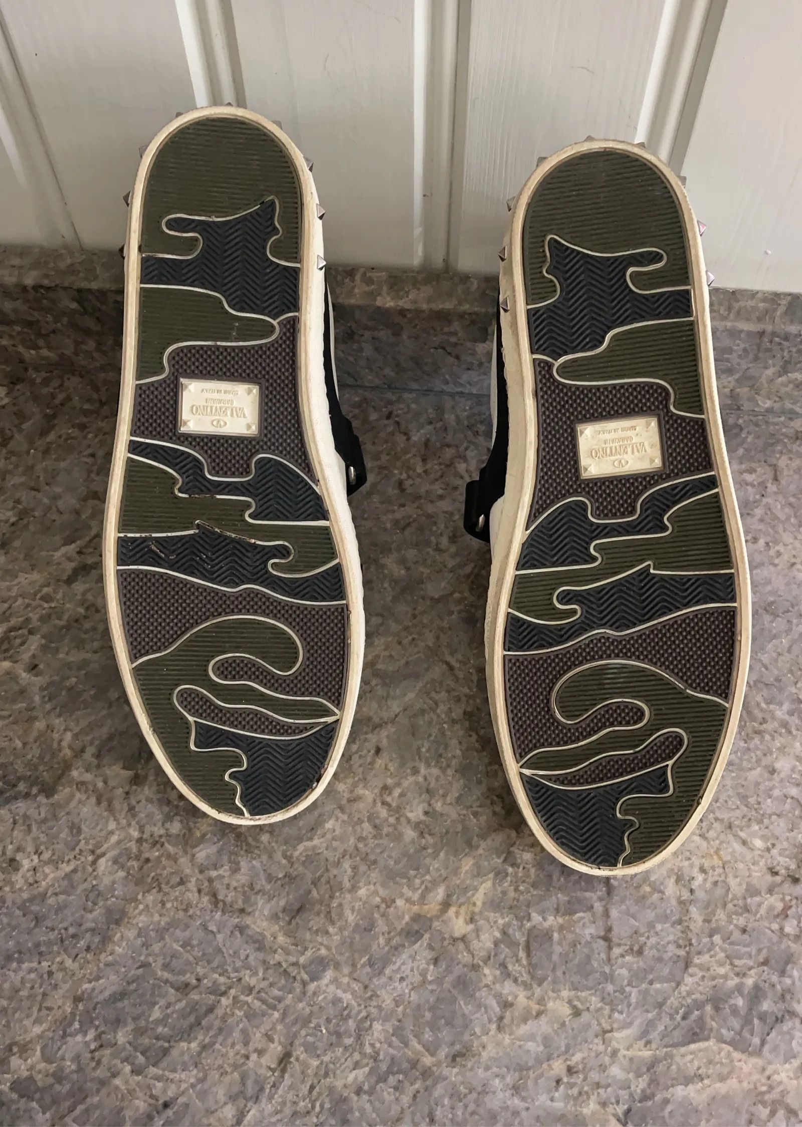 Valentino Valentino FRP D11 W2 Sneakers Size US 7 / IT 37 - 8 Thumbnail