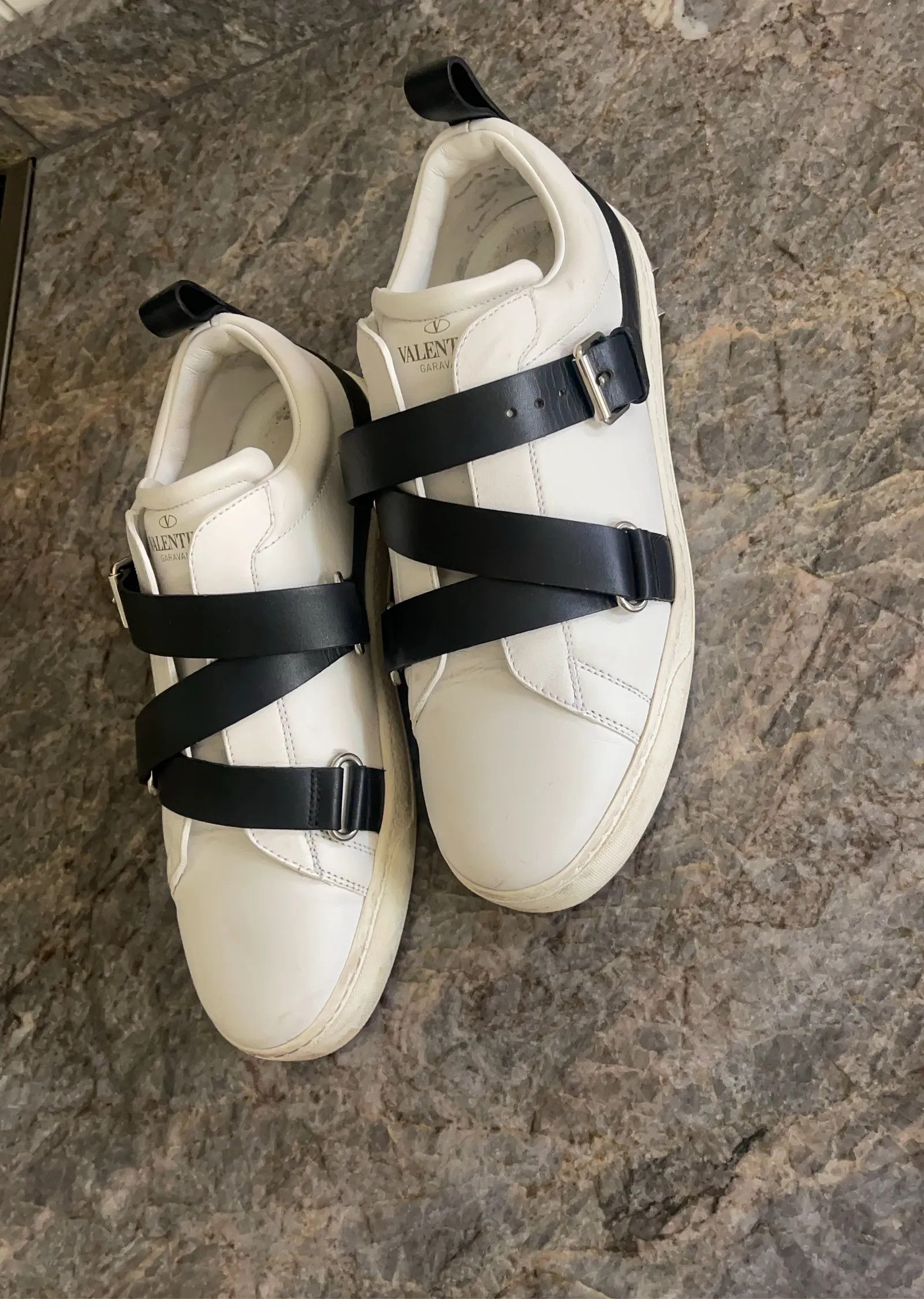 Valentino Valentino FRP D11 W2 Sneakers Size US 7 / IT 37 - 5 Thumbnail