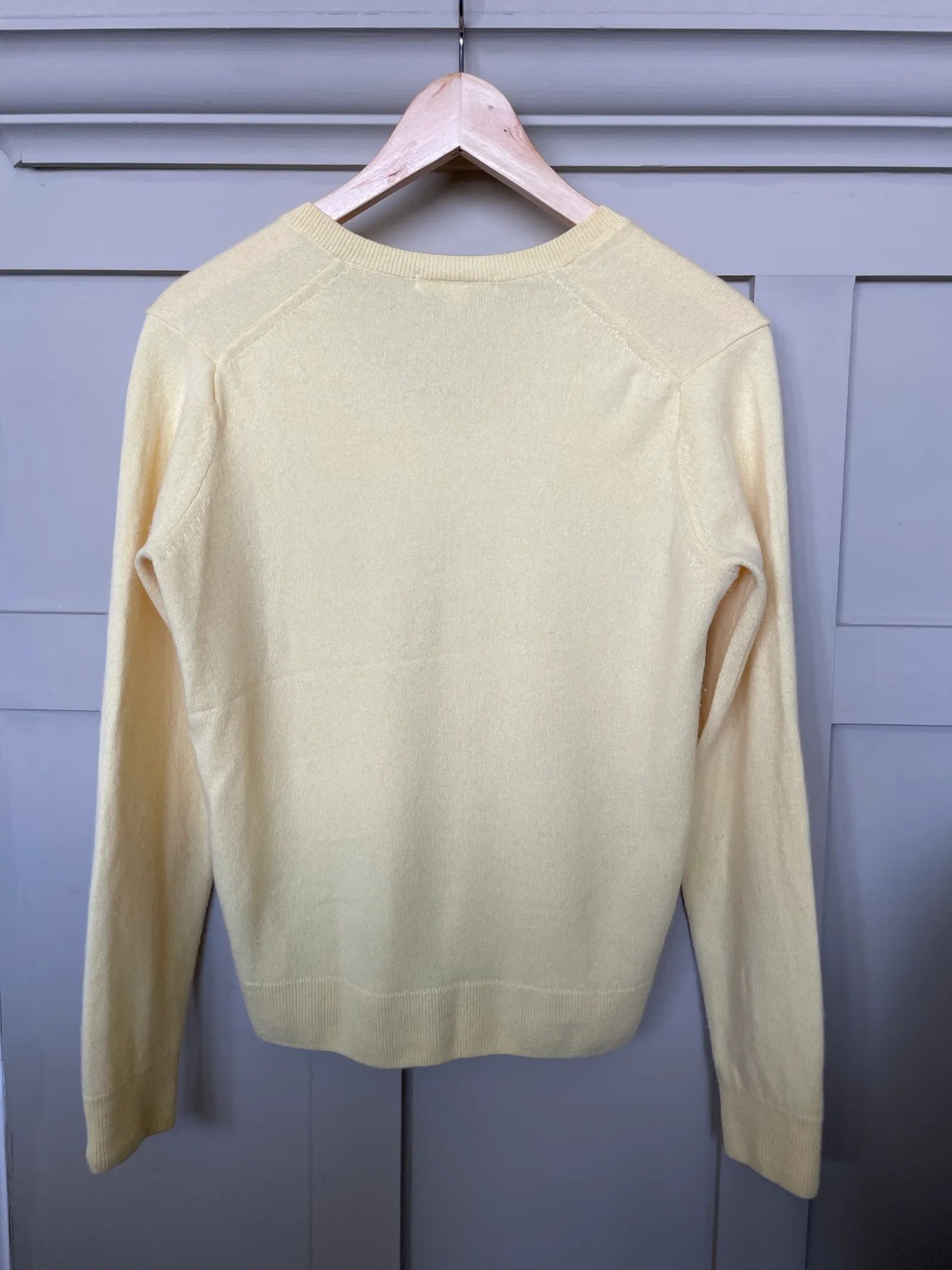 Uniqlo Uniqlo Sweater Size M / US 6-8 / IT 42-44 - 4 Thumbnail
