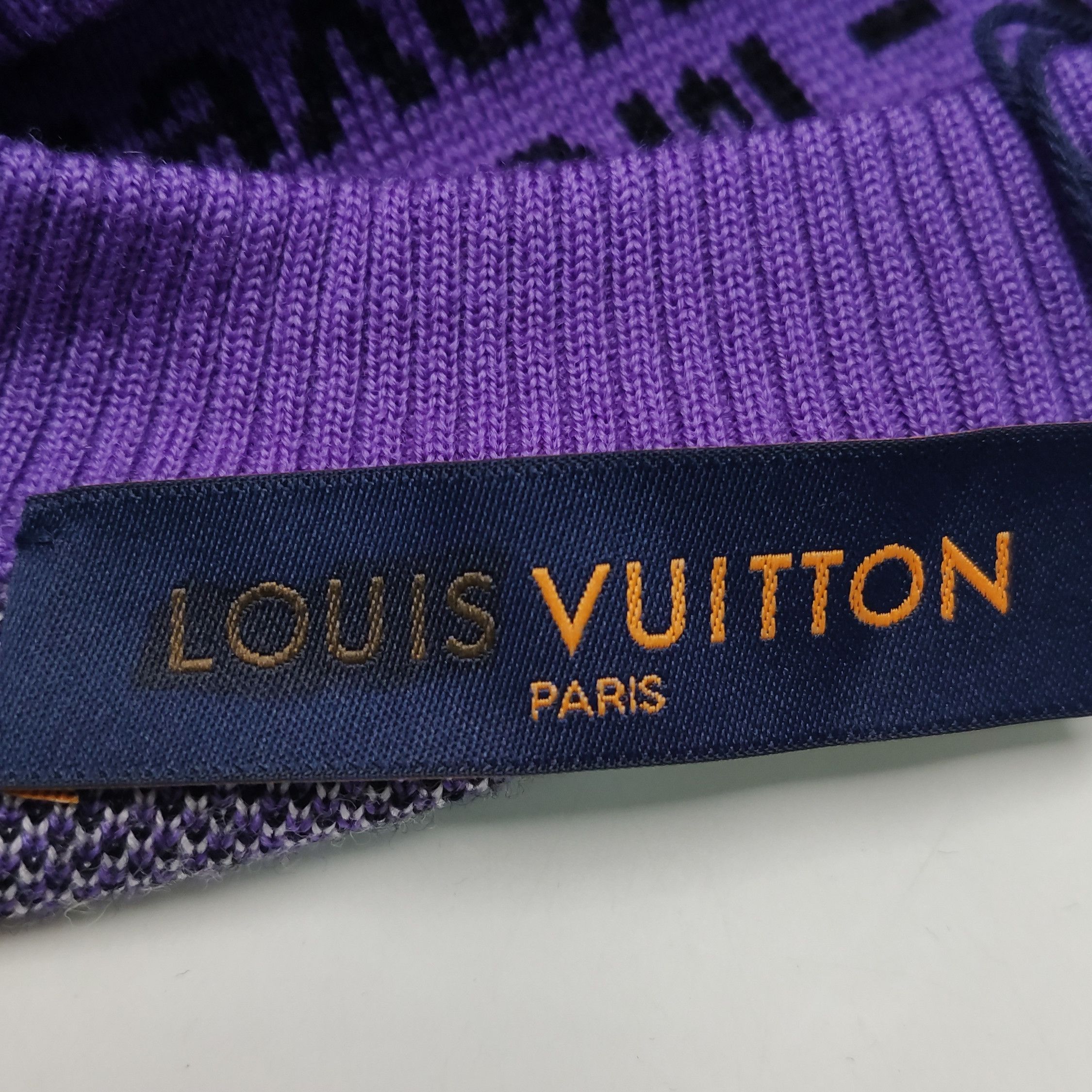 Louis Vuitton Louis Vuitton Men m Sweaters Knitwear Size US M / EU 48-50 / 2 - 9 Thumbnail