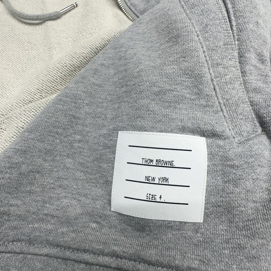 Thom Browne Thom Browne 4-Bar Stripe Hoodie Gray Size 4 Size US XL / EU 56 / 4 - 3 Thumbnail