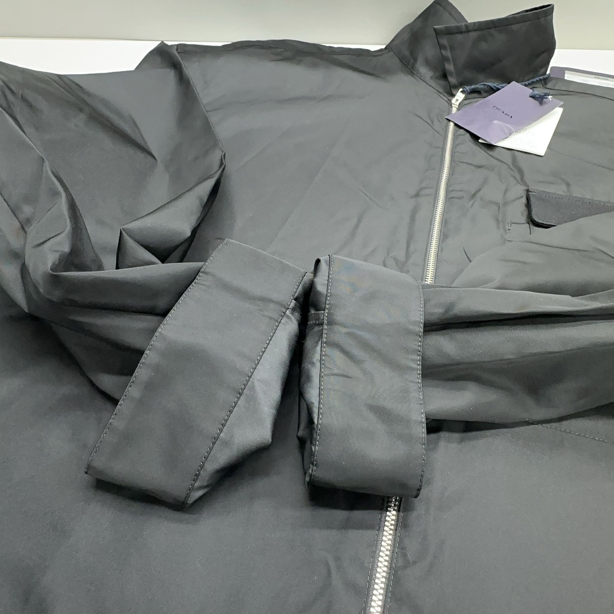 Prada Prada Re-Nylon Zip Jacket Size XL Size US XL / EU 56 / 4 - 8 Thumbnail