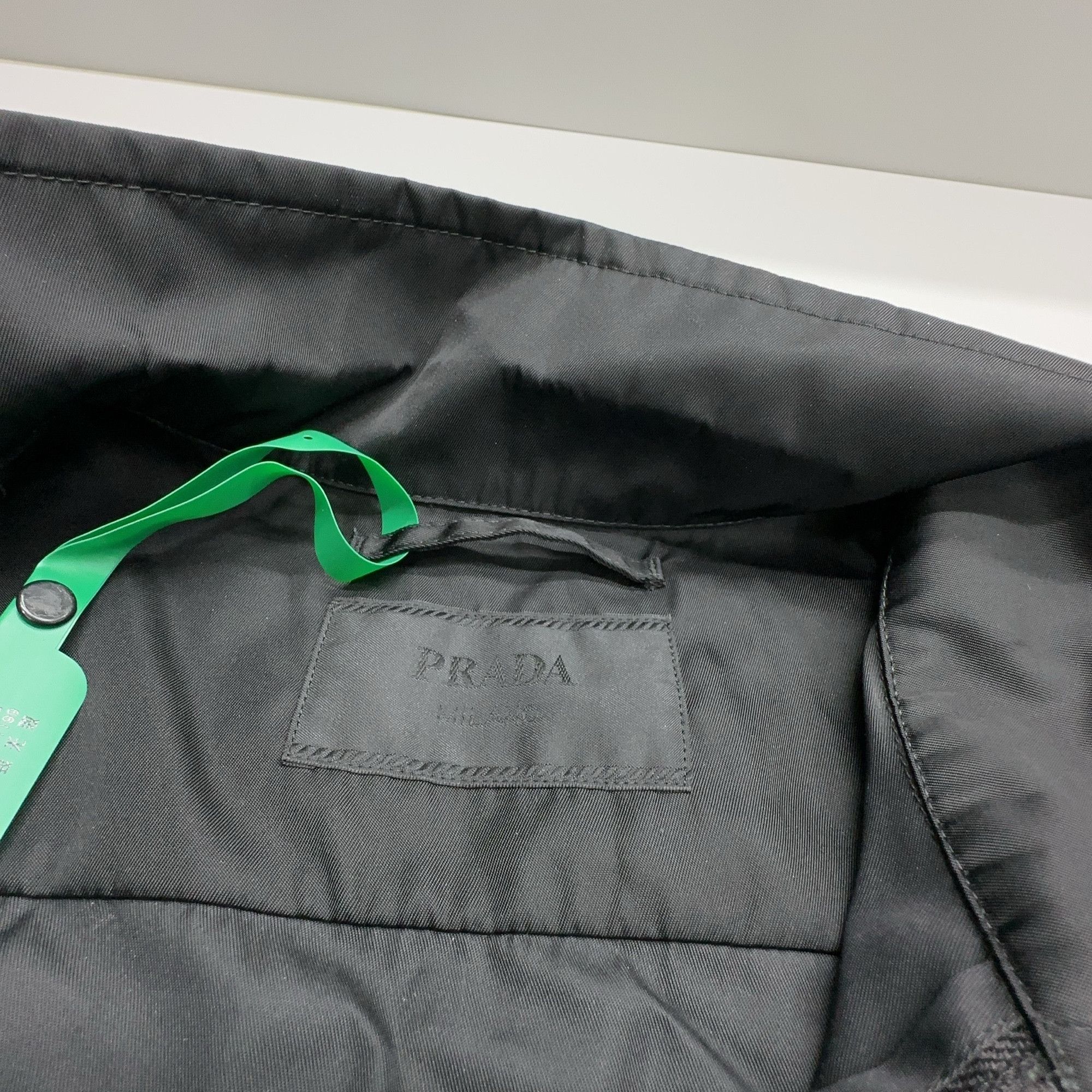 Prada Prada Re-Nylon Zip Jacket Size XL Size US XL / EU 56 / 4 - 6 Thumbnail