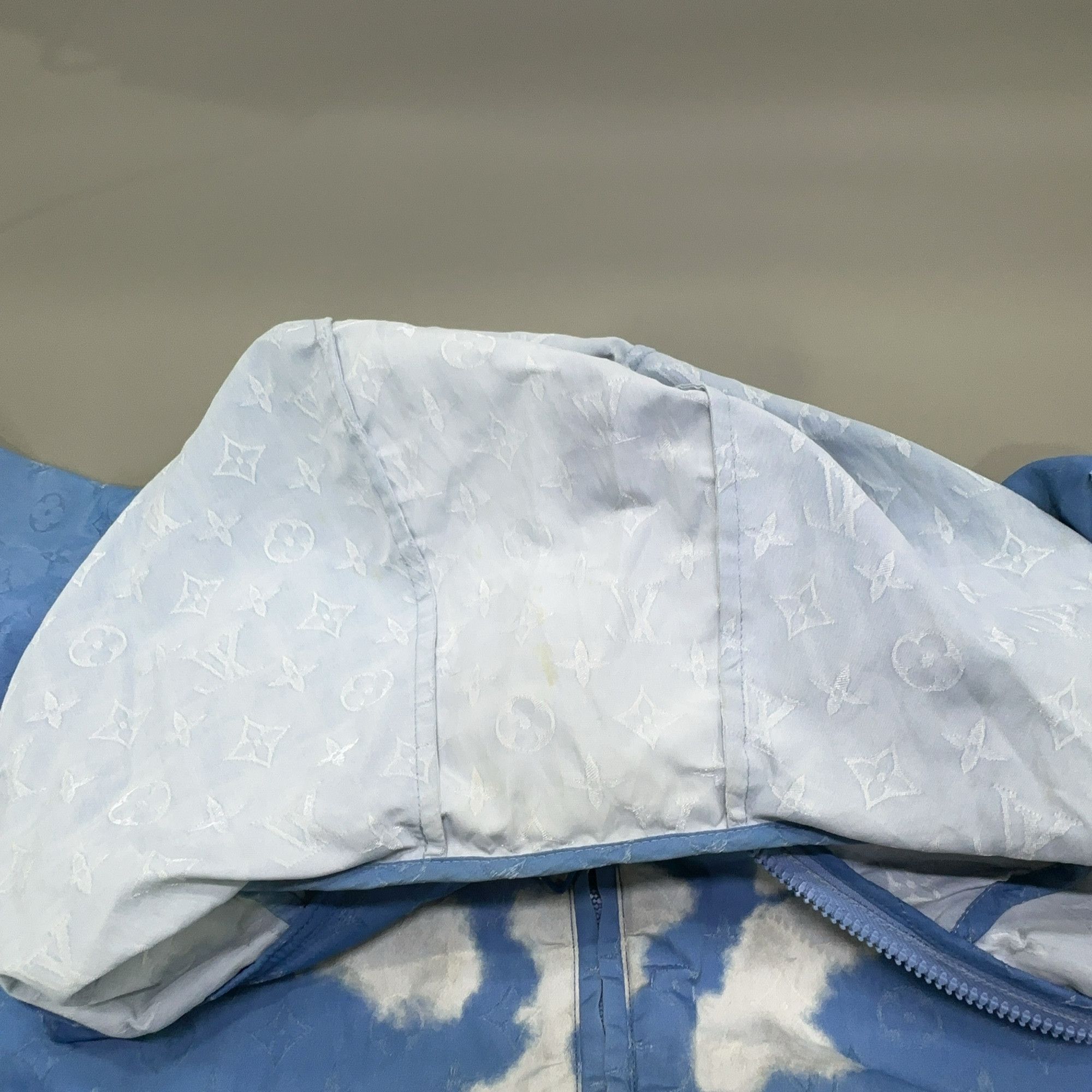 Louis Vuitton Louis Vuitton Monogram Clouds Windbreaker Size M Size US M / EU 48-50 / 2 - 6 Thumbnail