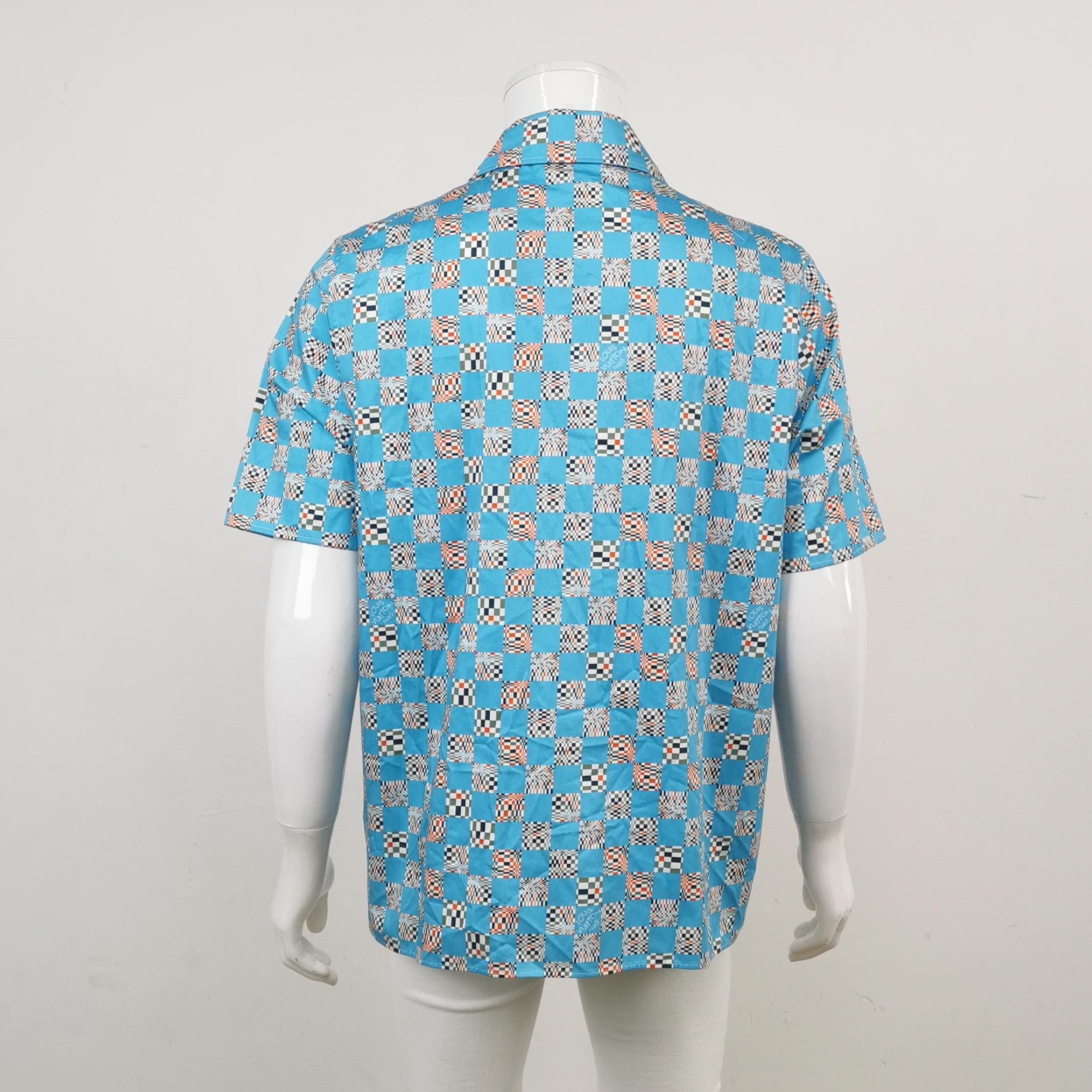 Louis Vuitton Louis Vuitton Men l Button Ups Size US L / EU 52-54 / 3 - 2 Thumbnail