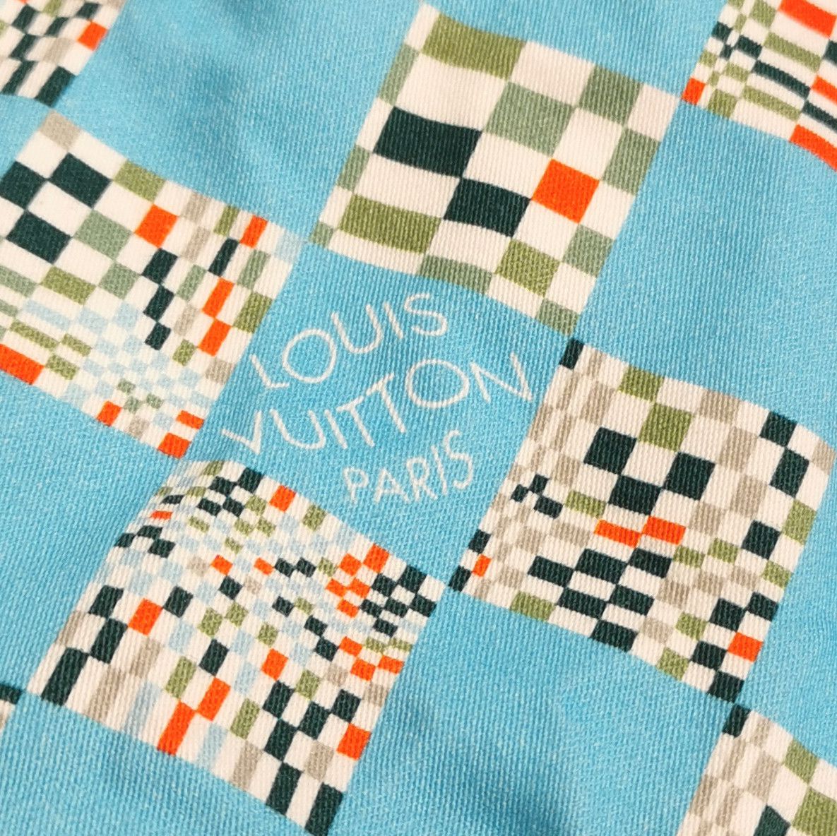 Louis Vuitton Louis Vuitton Men l Button Ups Size US L / EU 52-54 / 3 - 3 Thumbnail