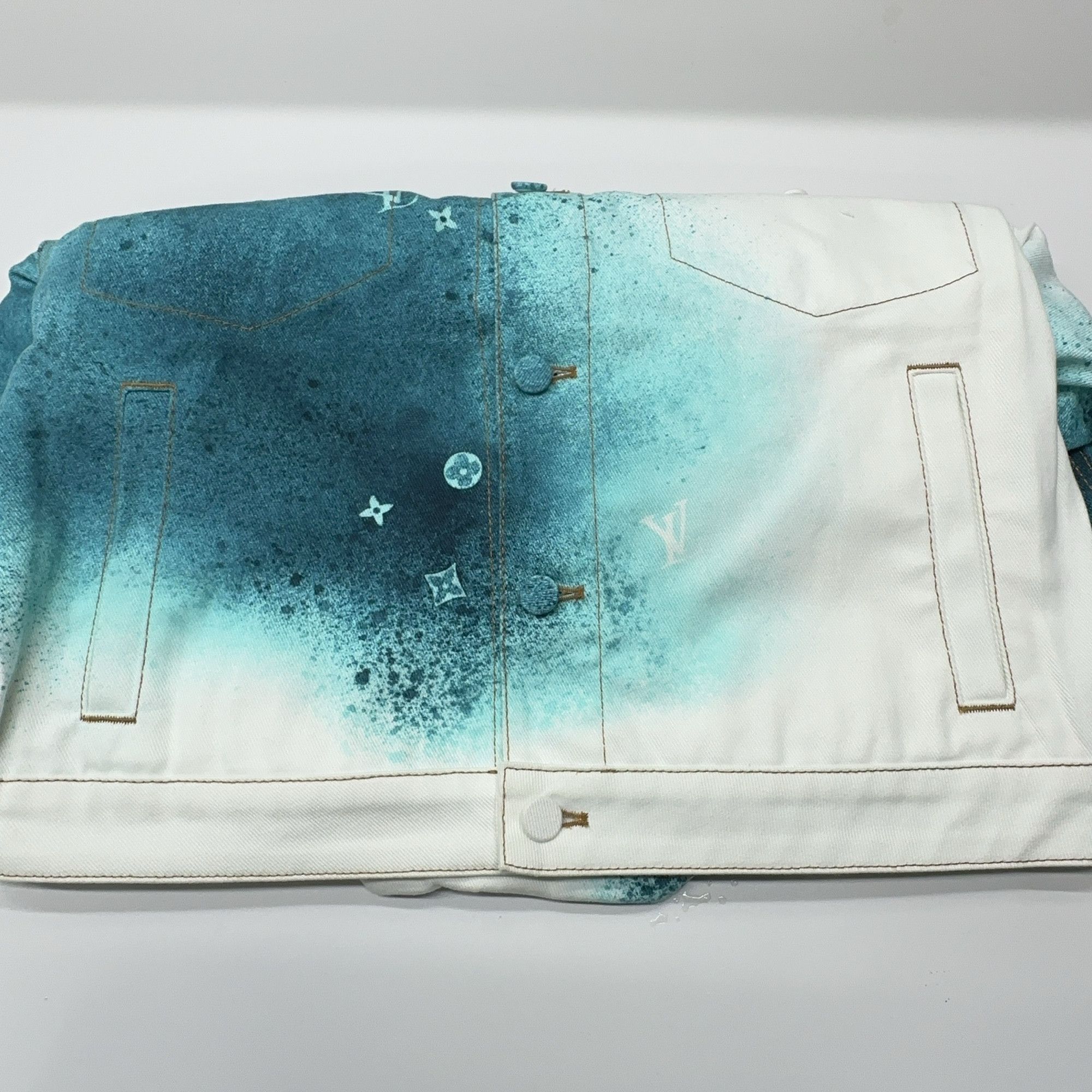Louis Vuitton Louis Vuitton Spray Monogram Denim Jacket Size M Size US M / EU 48-50 / 2 - 7 Thumbnail