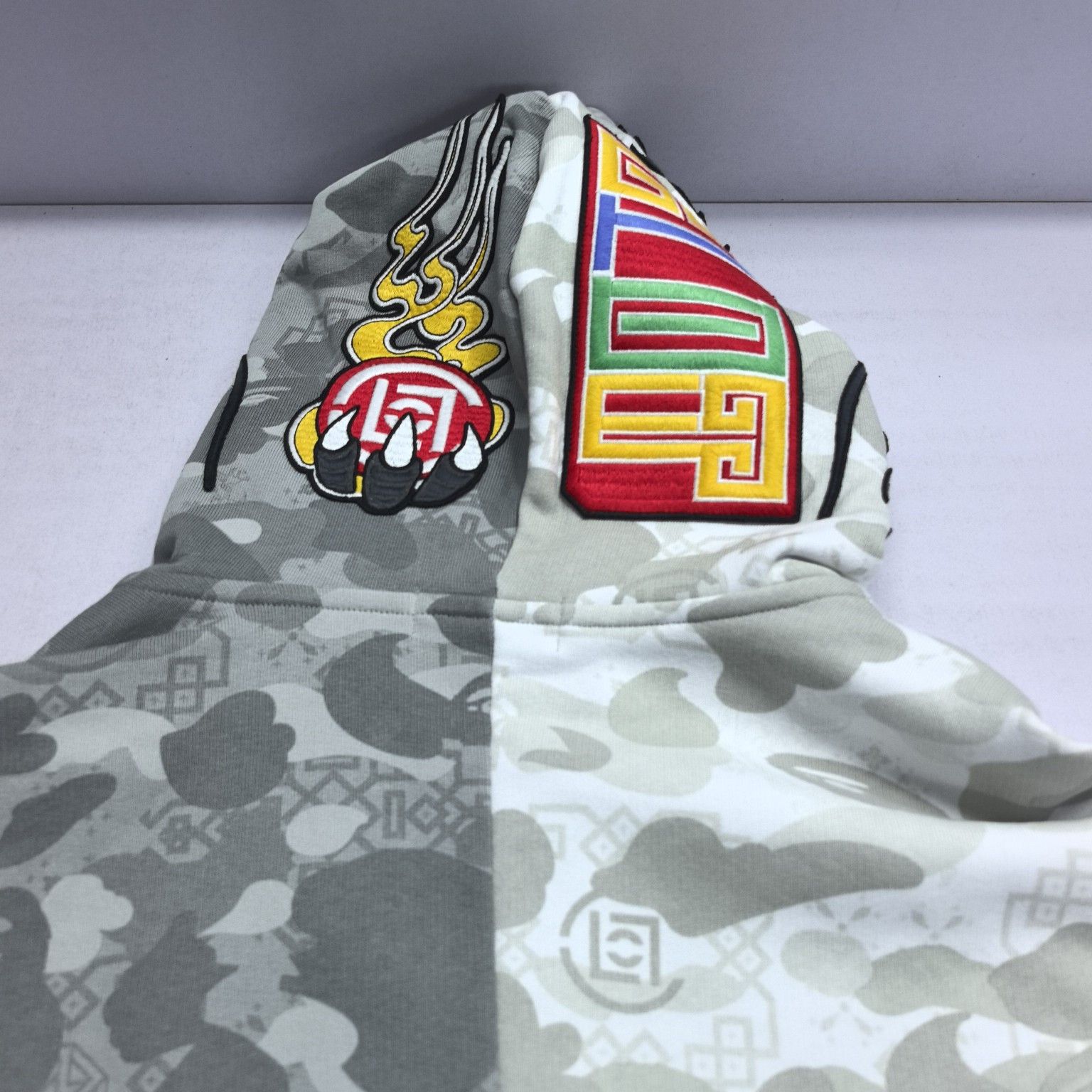 Bape A BATHING APE x CLOT Camo Split Shark Hoodie Size S Size US S / EU 44-46 / 1 - 5 Thumbnail