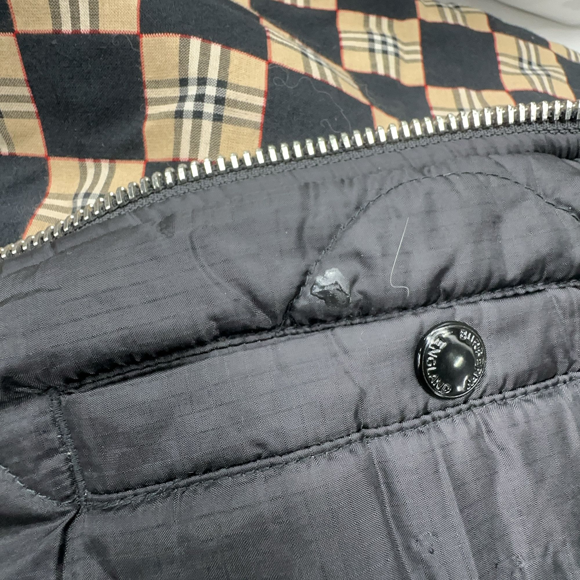Burberry Burberry Check Bomber Jacket Size S Size US S / EU 44-46 / 1 - 8 Thumbnail