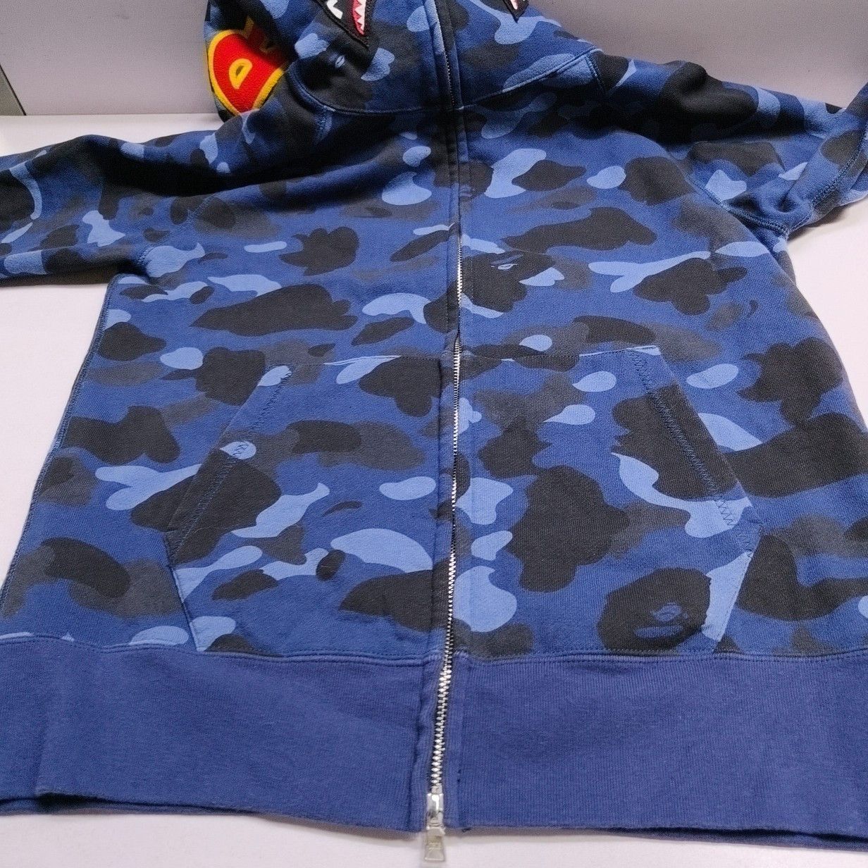 Bape A BATHING APE Blue Camo Shark Hoodie Size M Size US M / EU 48-50 / 2 - 10 Thumbnail