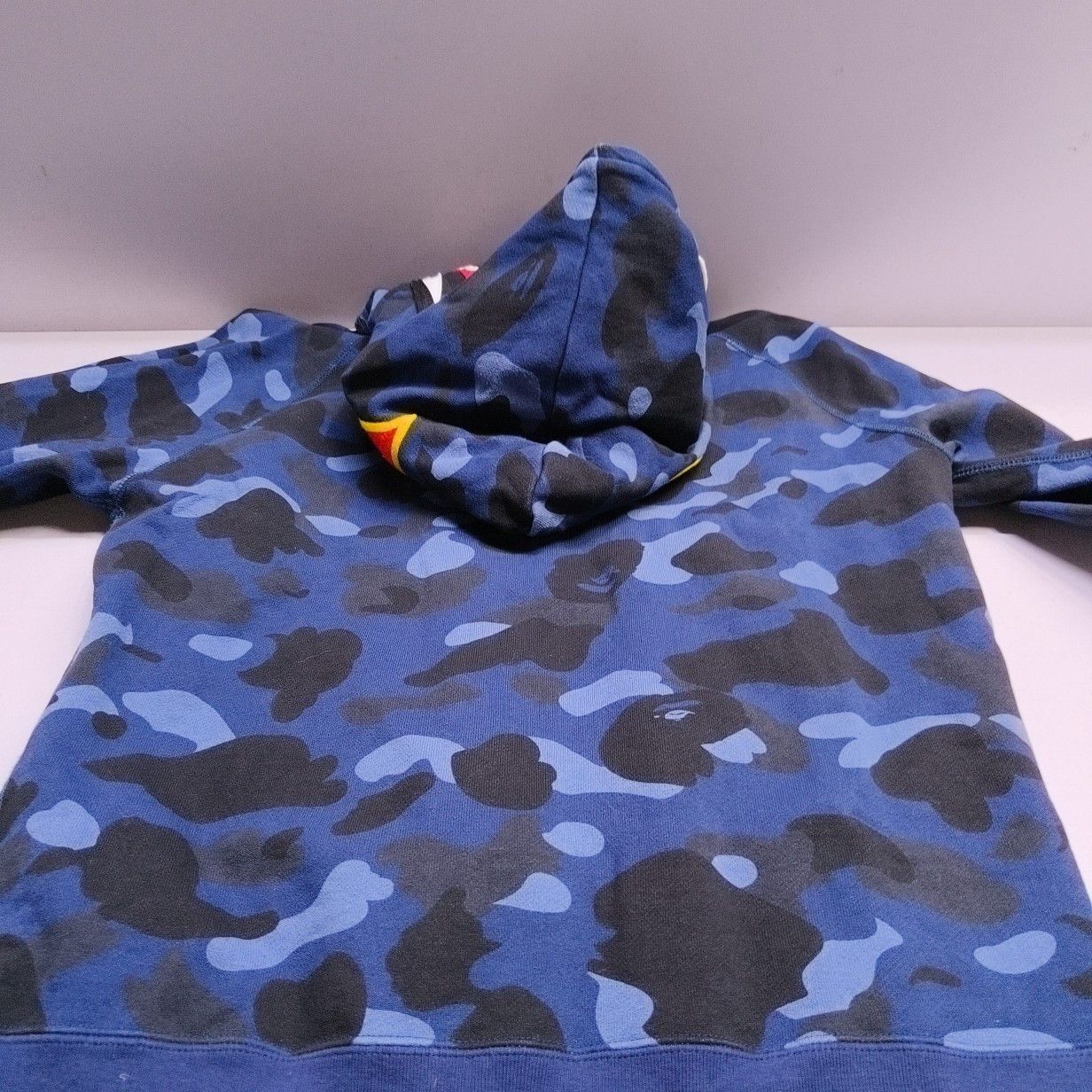 Bape A BATHING APE Blue Camo Shark Hoodie Size M Size US M / EU 48-50 / 2 - 5 Thumbnail