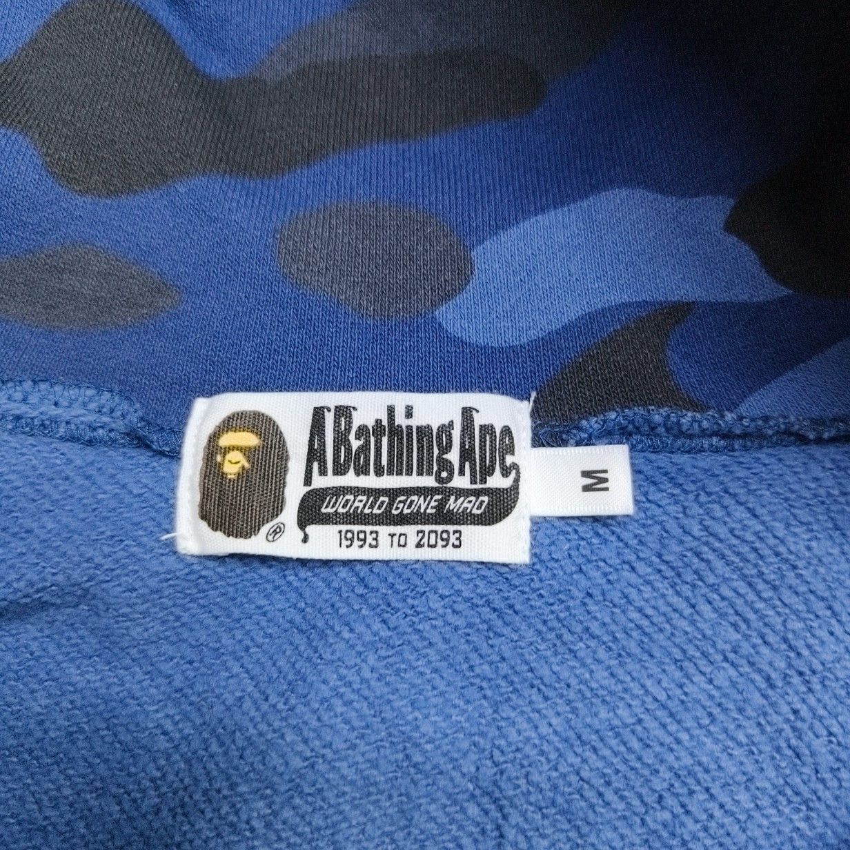 Bape A BATHING APE Blue Camo Shark Hoodie Size M Size US M / EU 48-50 / 2 - 3 Thumbnail