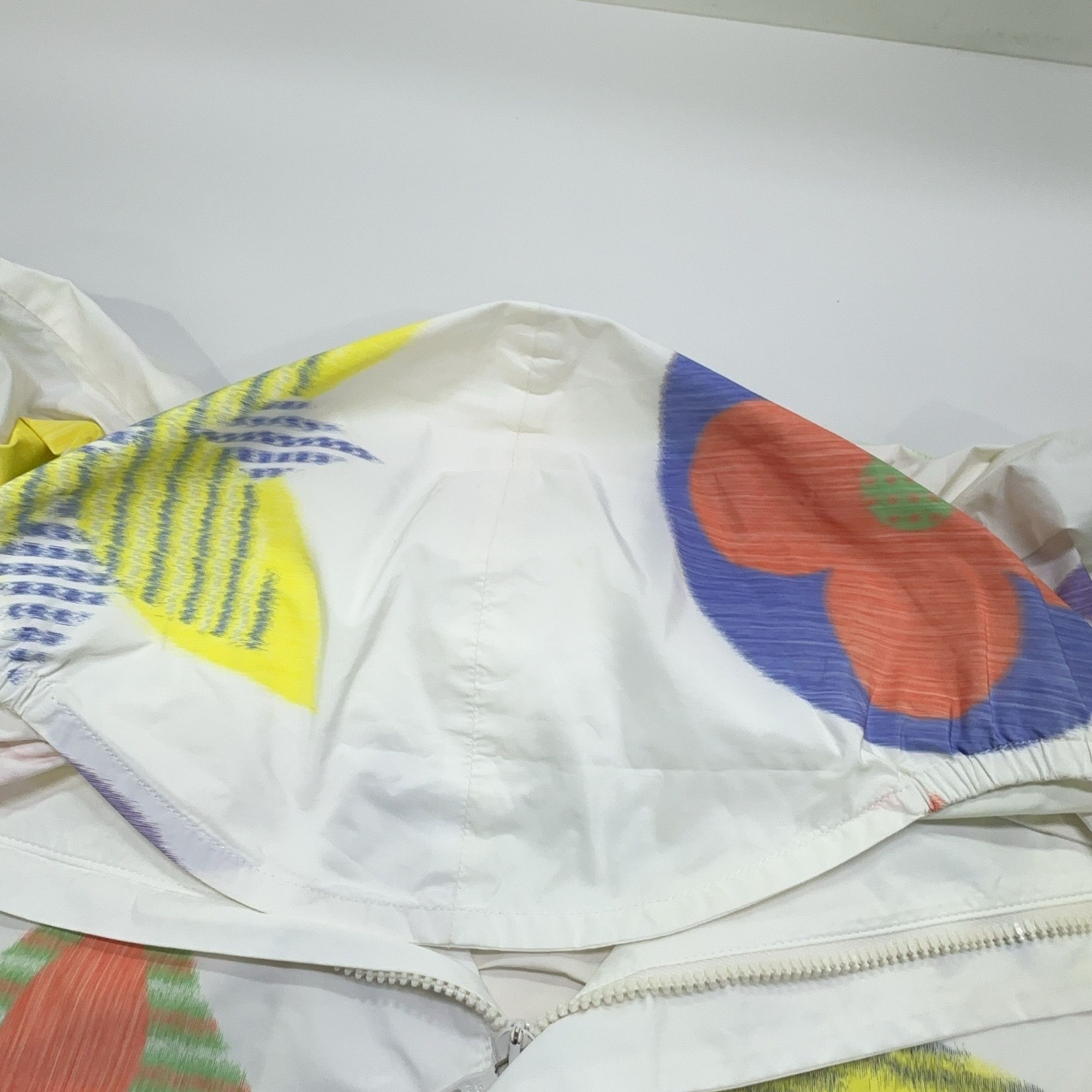 Louis Vuitton Louis Vuitton Monogram Flower Windbreaker Size L Size US L / EU 52-54 / 3 - 6 Thumbnail
