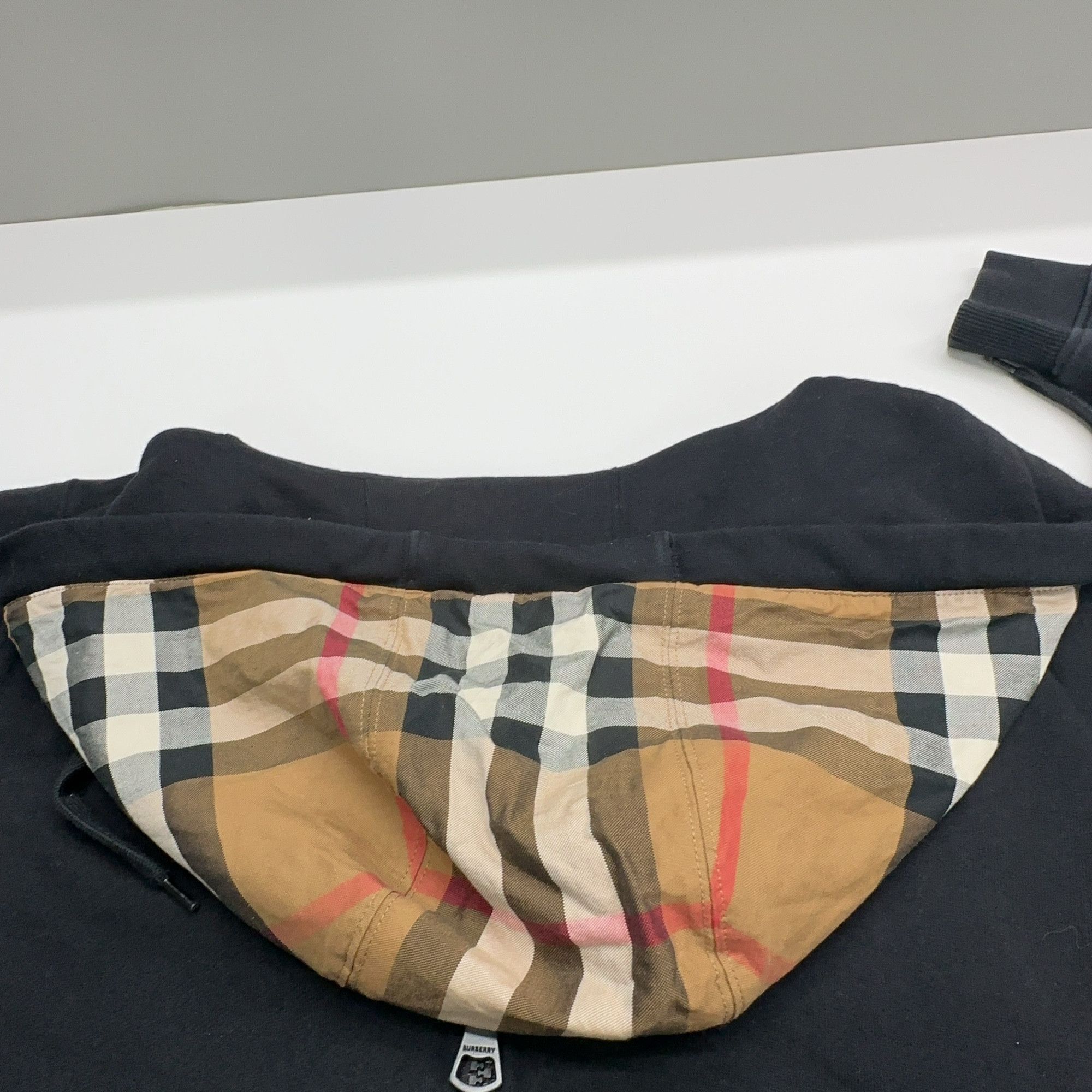 Burberry Burberry Check Lining Zip-Up Hoodie US S Size US S / EU 44-46 / 1 - 6 Thumbnail