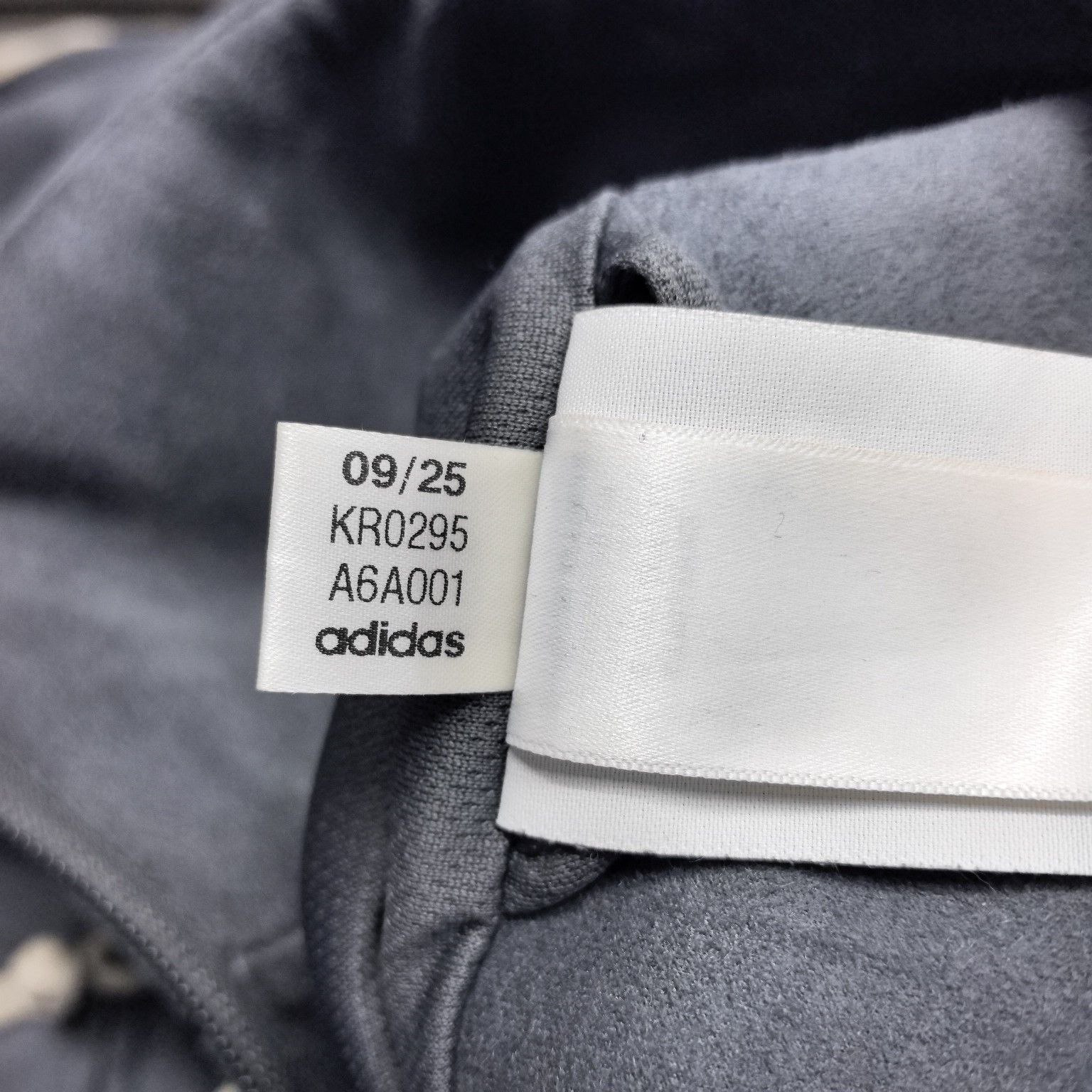 Adidas Adidas Originals Chinese Knot Track Jacket Size L Size US L / EU 52-54 / 3 - 4 Thumbnail