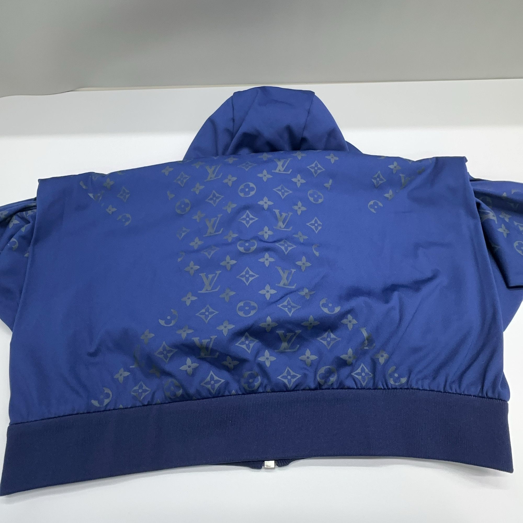 Louis Vuitton Louis Vuitton Monogram Hoodie Size S Size US S / EU 44-46 / 1 - 6 Thumbnail