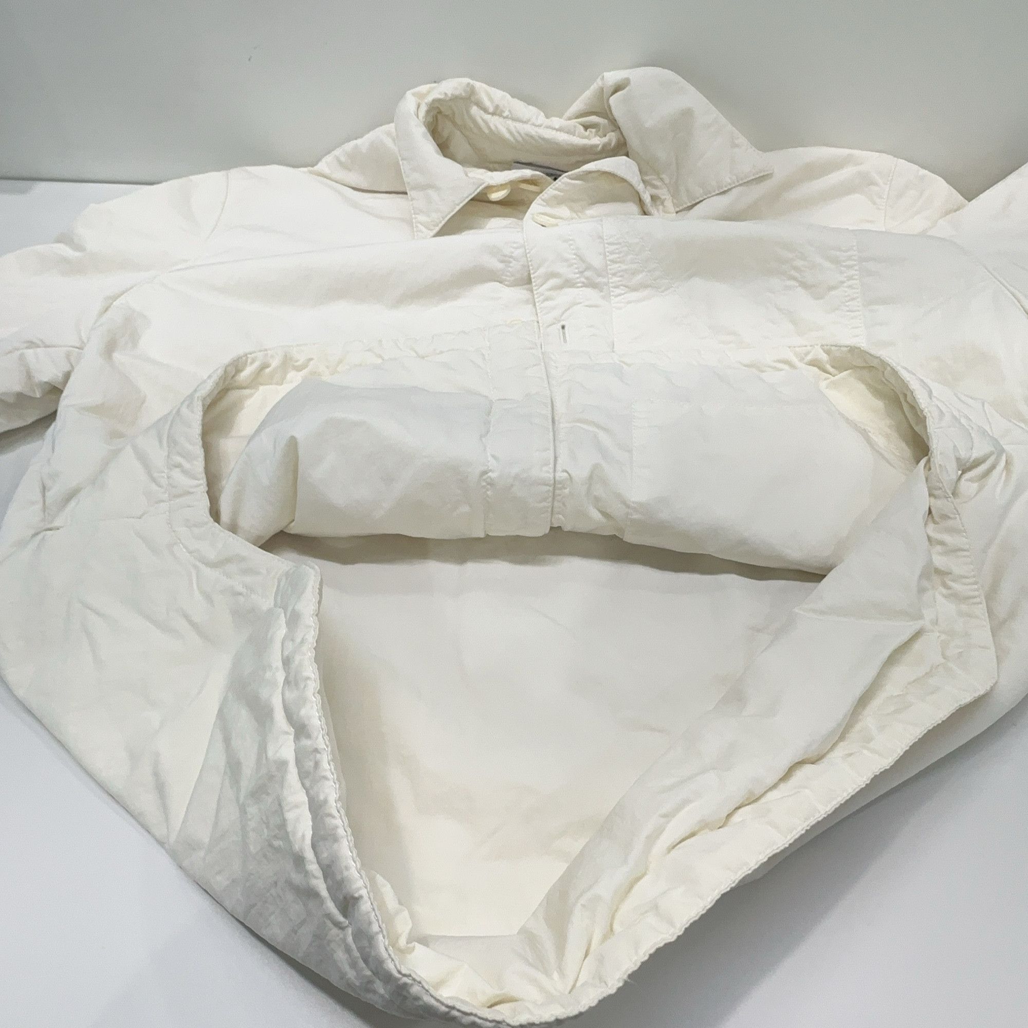 Bottega Veneta Bottega Veneta Nylon Shirt Jacket White Size L Size US L / EU 52-54 / 3 - 6 Thumbnail