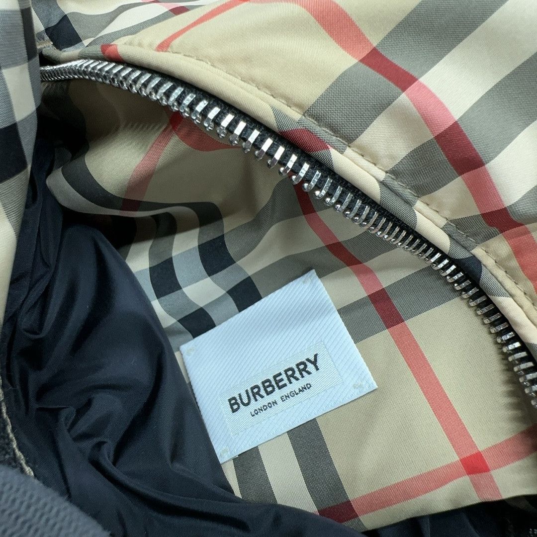 Burberry Burberry Reversible Check Hooded Jacket Size M Size US M / EU 48-50 / 2 - 5 Thumbnail