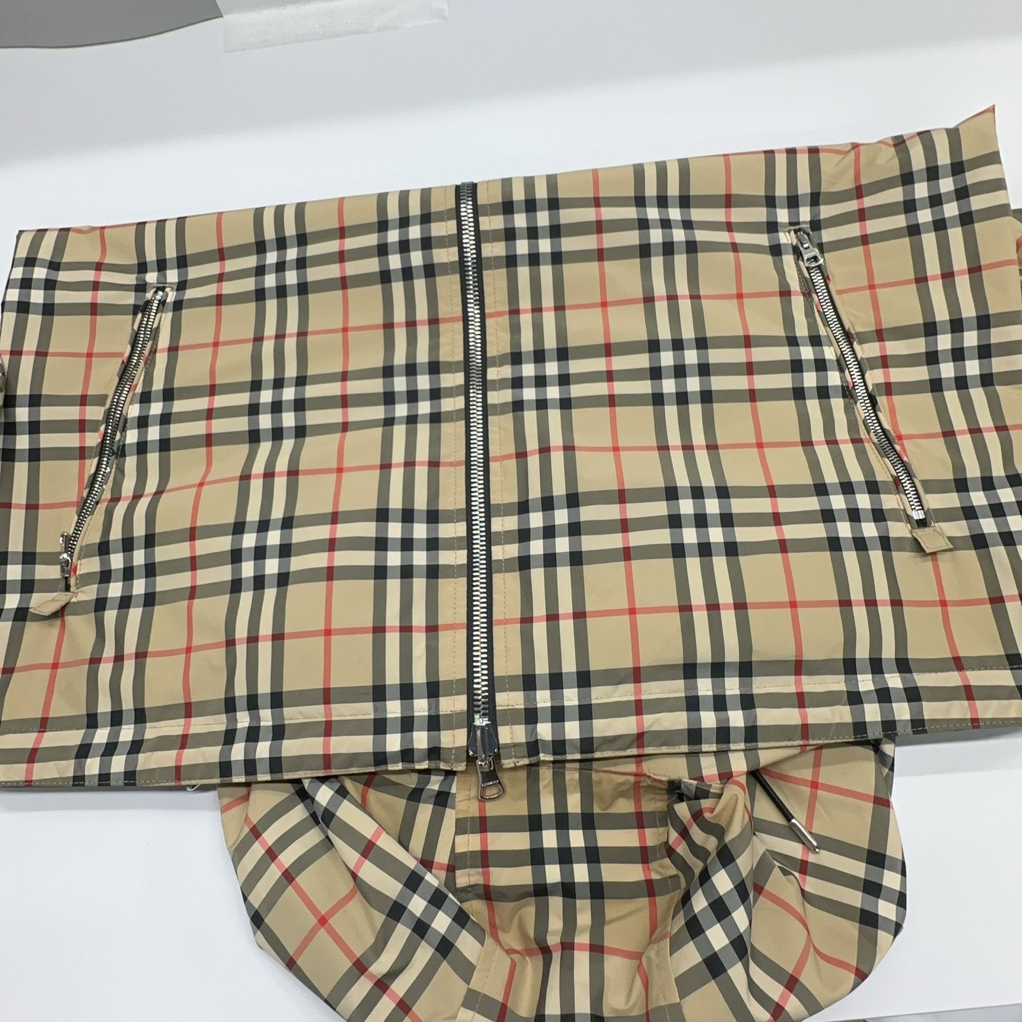 Burberry Burberry Reversible Check Hooded Jacket Size M Size US M / EU 48-50 / 2 - 12 Thumbnail