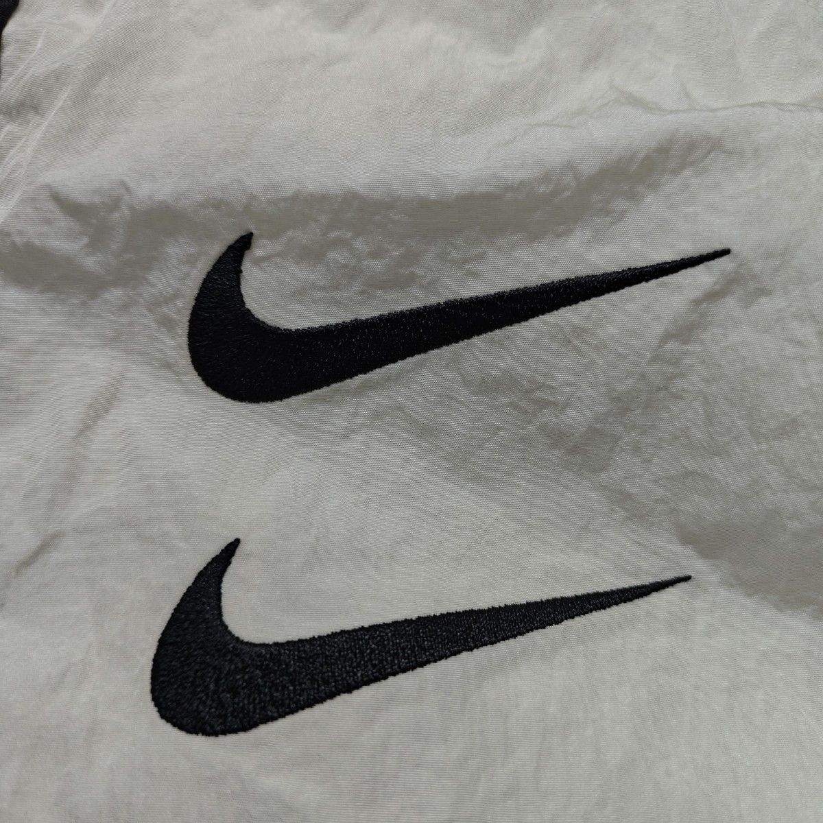 Nike Nike Colorblock Swoosh Windbreaker Size XL Size US XL / EU 56 / 4 - 7 Thumbnail