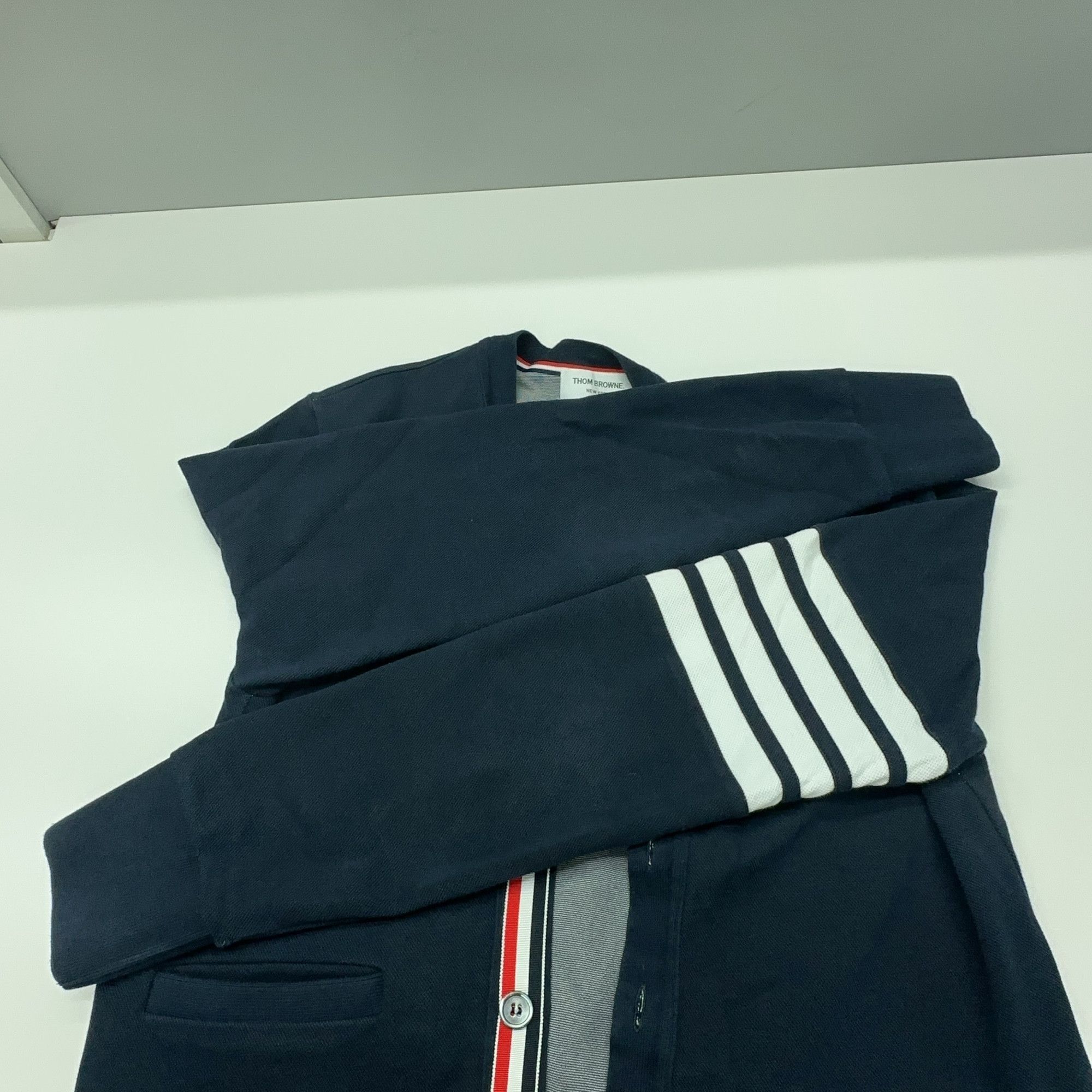 Thom Browne Thom Browne Signature Four-Bar Cardigan Size 3 Size US L / EU 52-54 / 3 - 9 Thumbnail