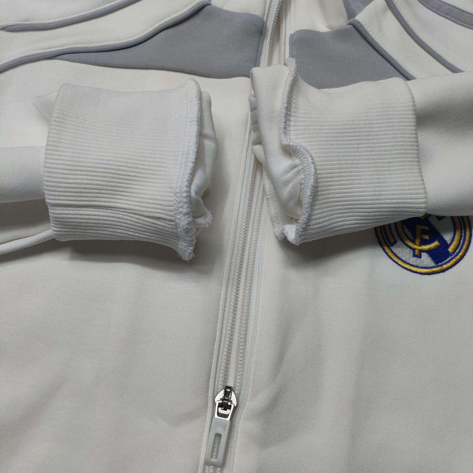 Adidas adidas Real Madrid Track Jacket Size S Size US S / EU 44-46 / 1 - 16 Thumbnail