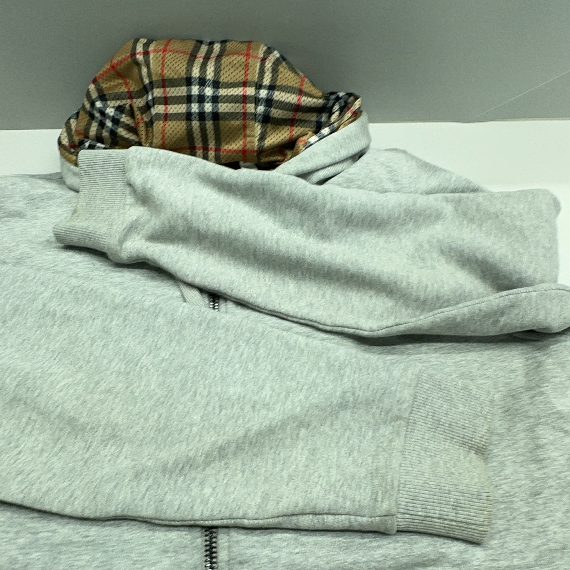 Burberry Burberry Check Lined Logo Patch Zip Hoodie Grey M Size US M / EU 48-50 / 2 - 7 Thumbnail
