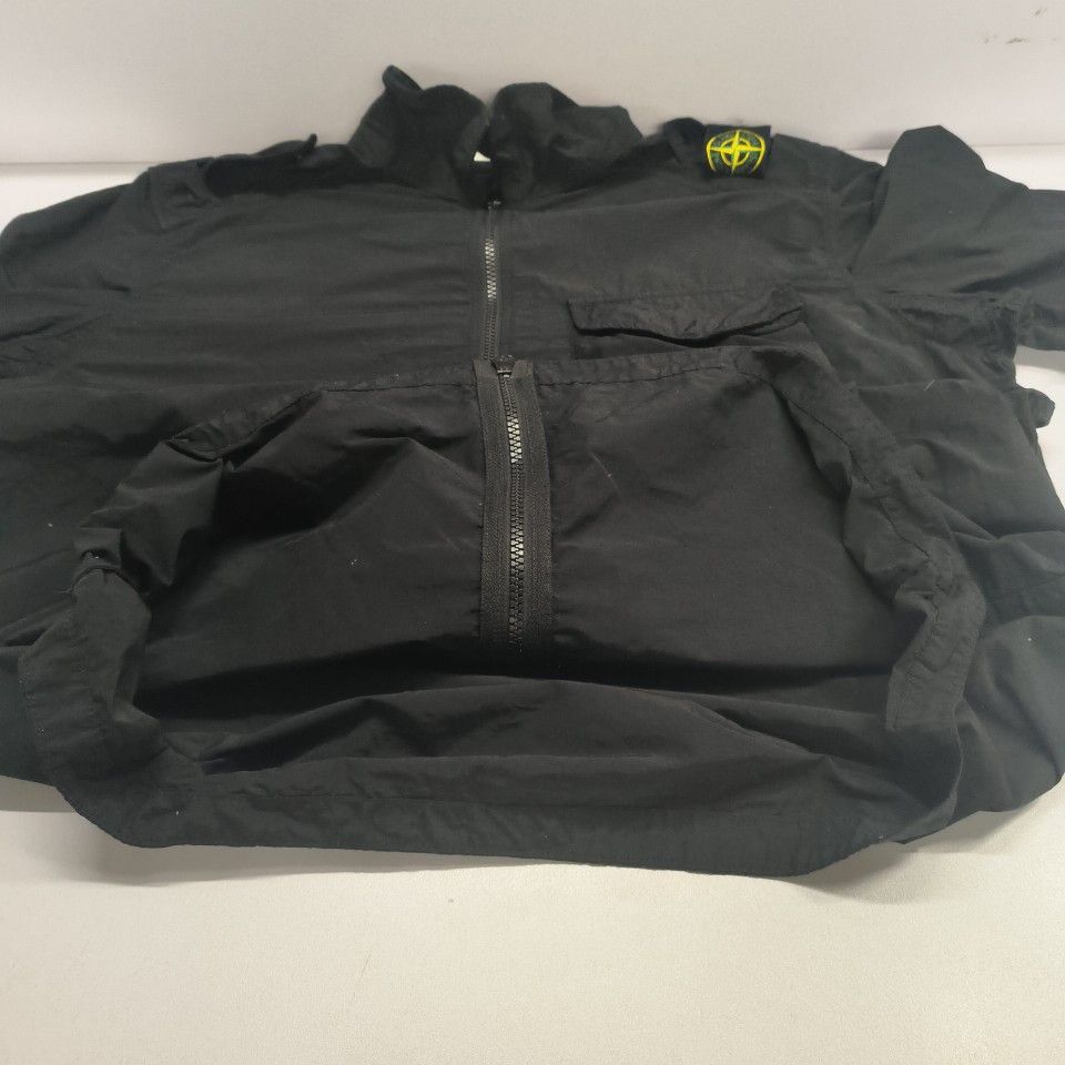 Stone Island Stone Island Logo Badge Light Jacket Size XL Size US XL / EU 56 / 4 - 11 Thumbnail