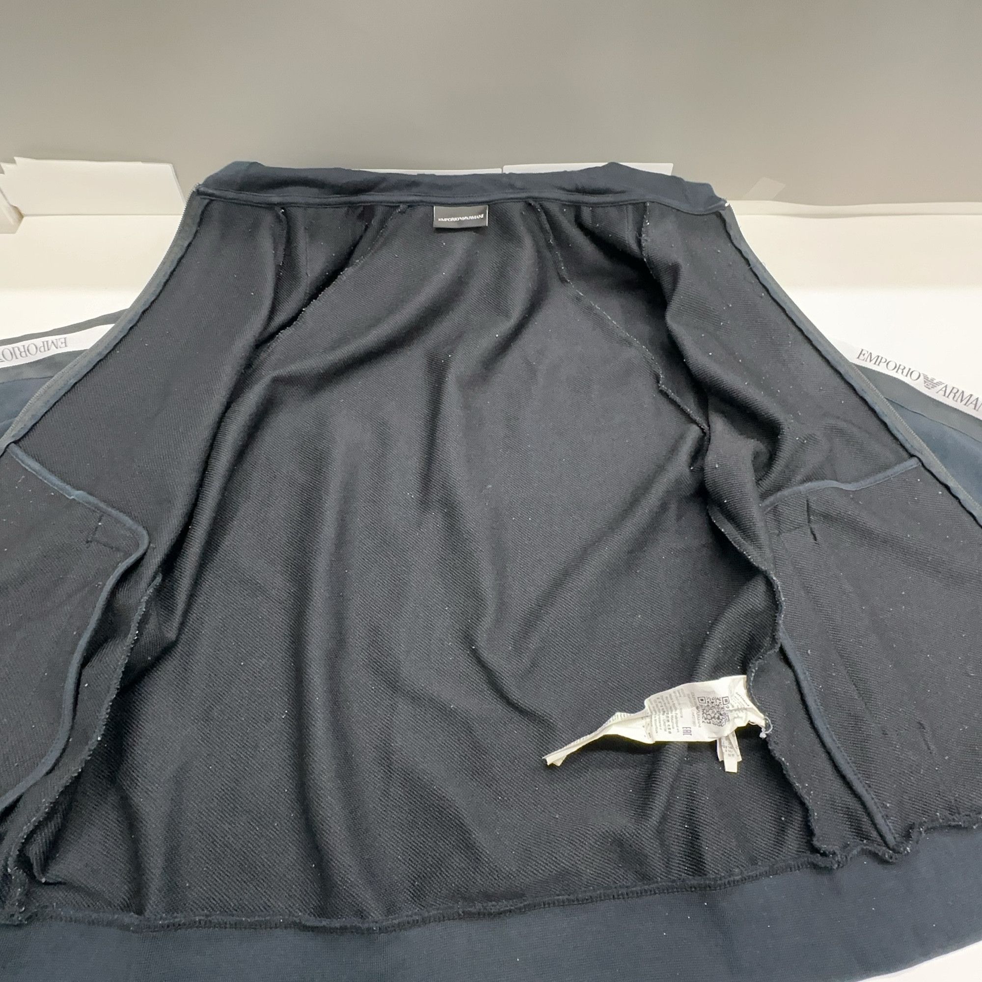 Emporio Armani Emporio Armani Logo Tape Zip-Up Hoodie Size M Size US M / EU 48-50 / 2 - 5 Thumbnail