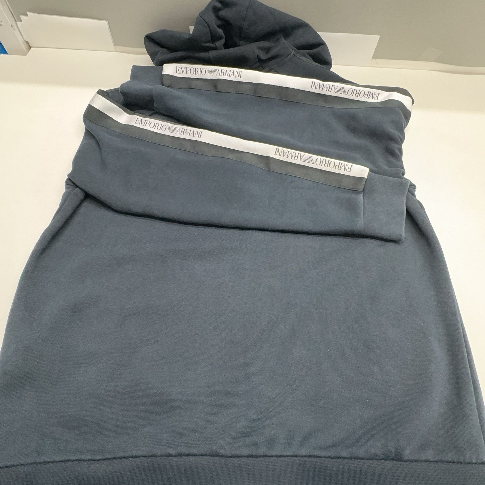 Emporio Armani Emporio Armani Logo Tape Zip-Up Hoodie Size M Size US M / EU 48-50 / 2 - 7 Thumbnail