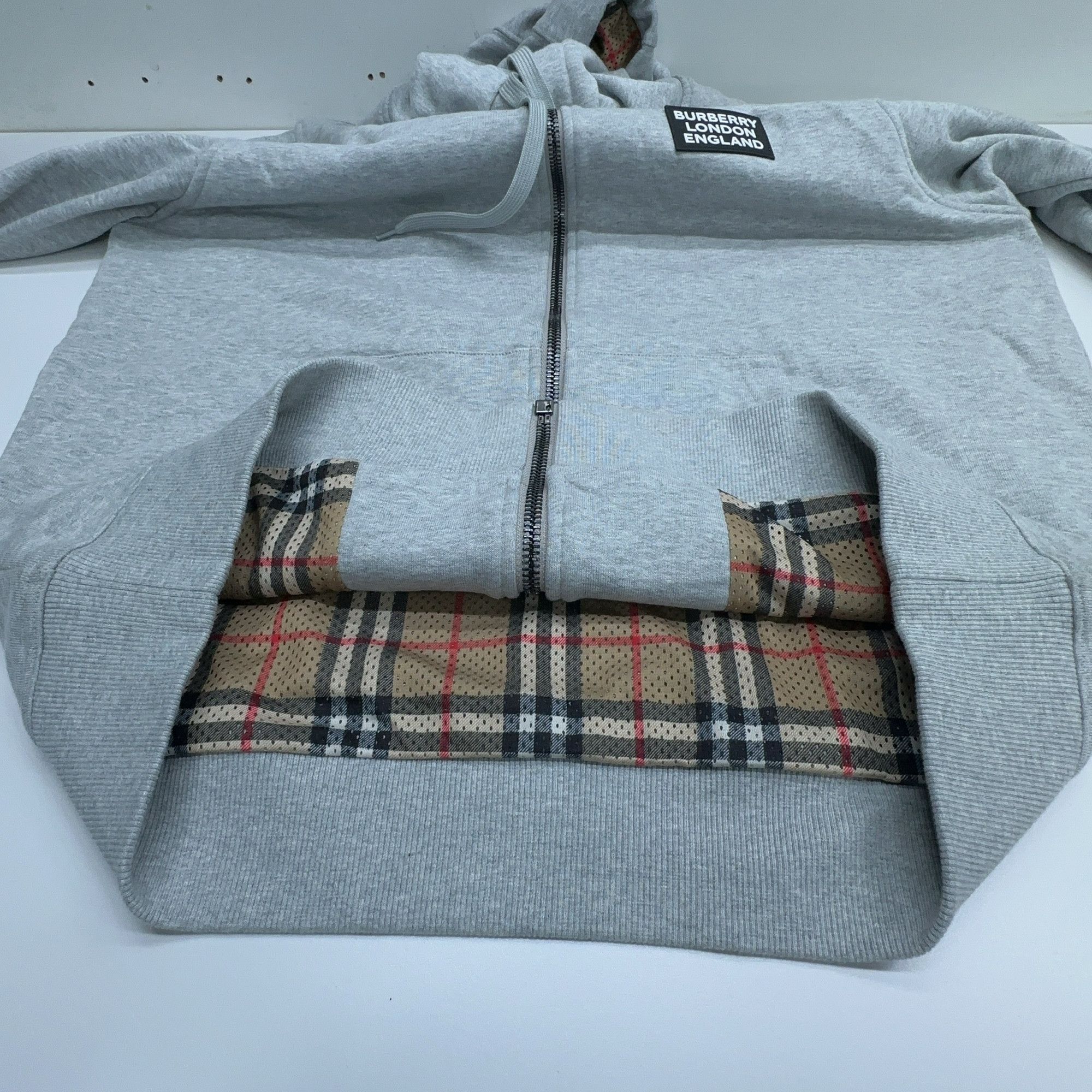 Burberry Burberry Logo Patch Check Lined Zip Hoodie Size L Size US L / EU 52-54 / 3 - 6 Thumbnail