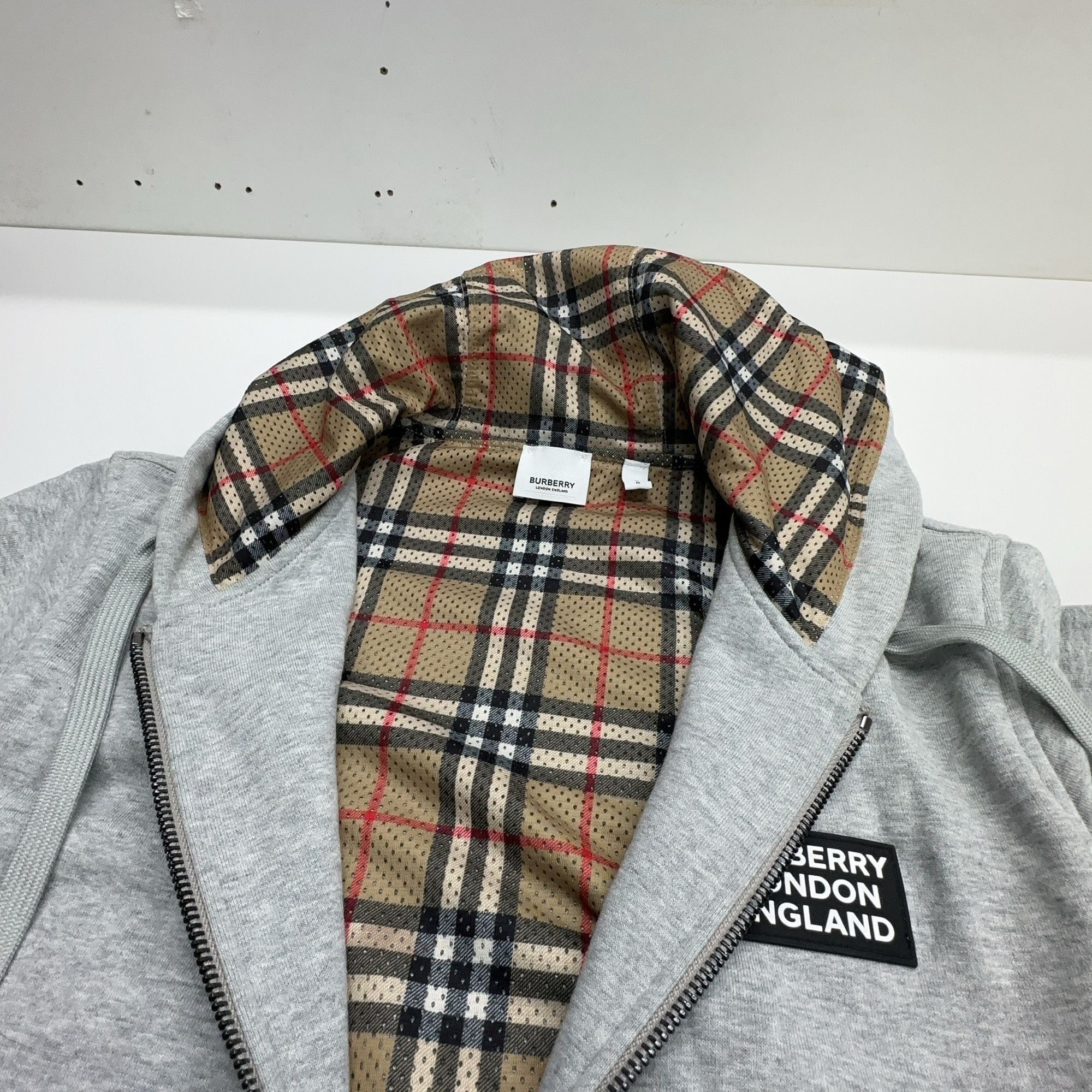 Burberry Burberry Logo Patch Check Lined Zip Hoodie Size L Size US L / EU 52-54 / 3 - 5 Thumbnail