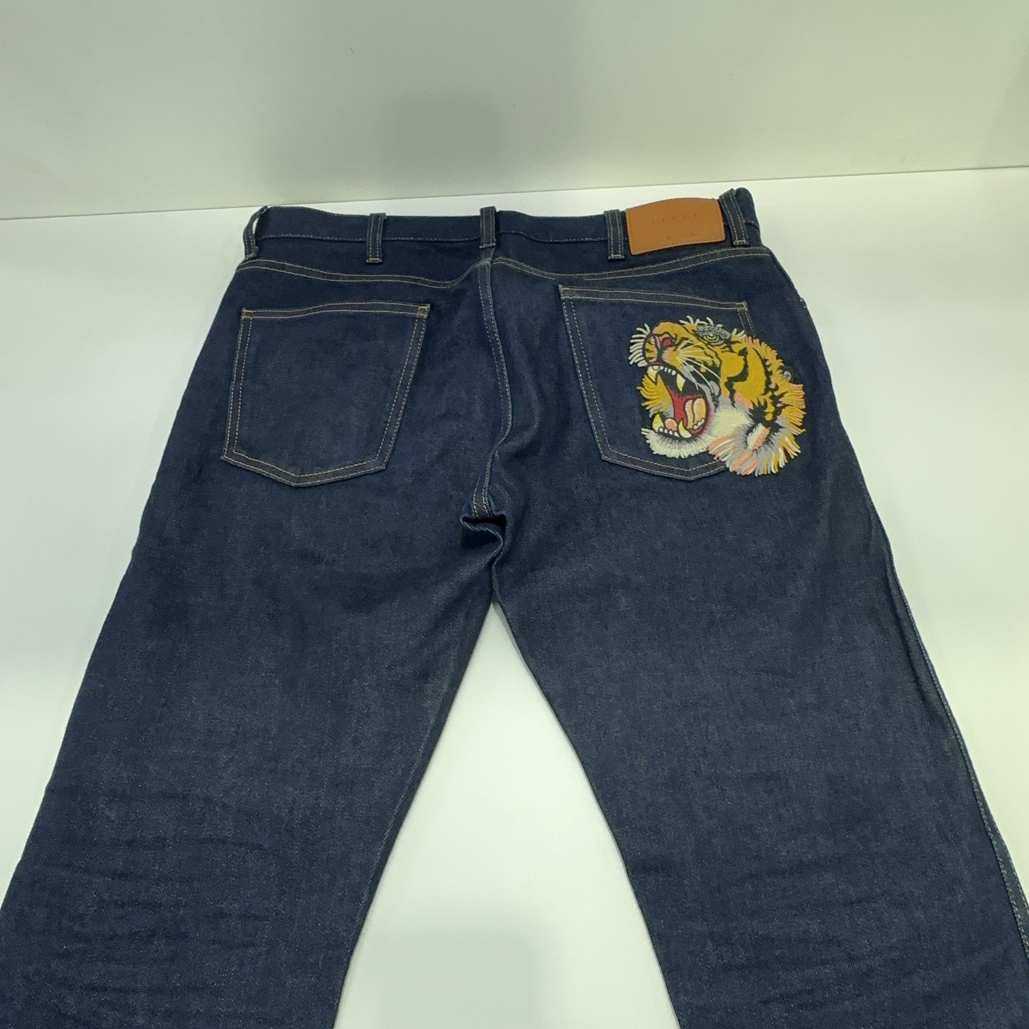 Gucci Gucci Tiger Embroidered Denim Jeans Size 34 Size US 34 / EU 50 - 12 Thumbnail